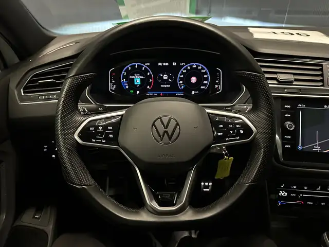 Volkswagen Tiguan view 16