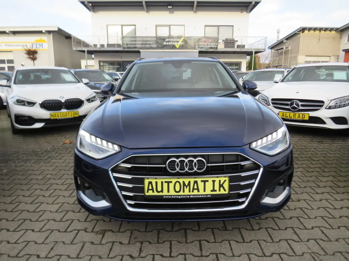 Audi A4 Avant 40TDI S-tronic advanced *MATRIX-LED *PANO* Blau - 2