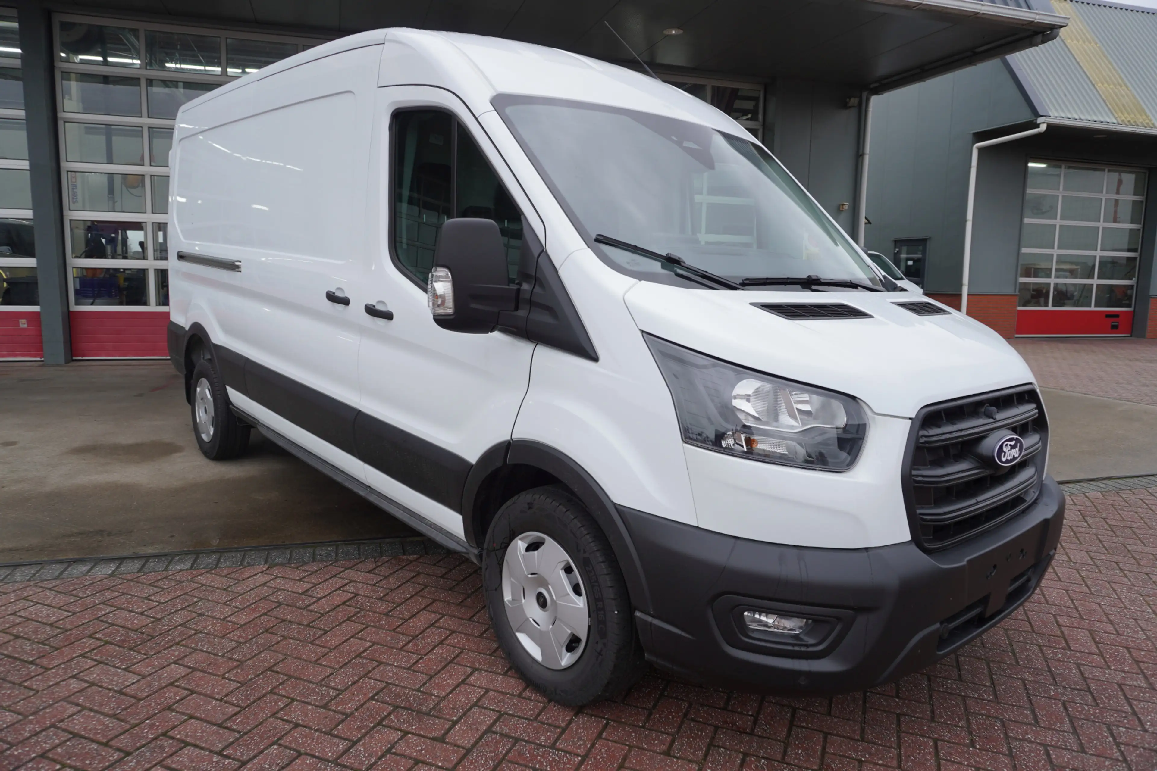 Ford Transit 350 2.0 TDCI 130PK L3H2 Trend Nr. V137 | Airco | C — photo 2
