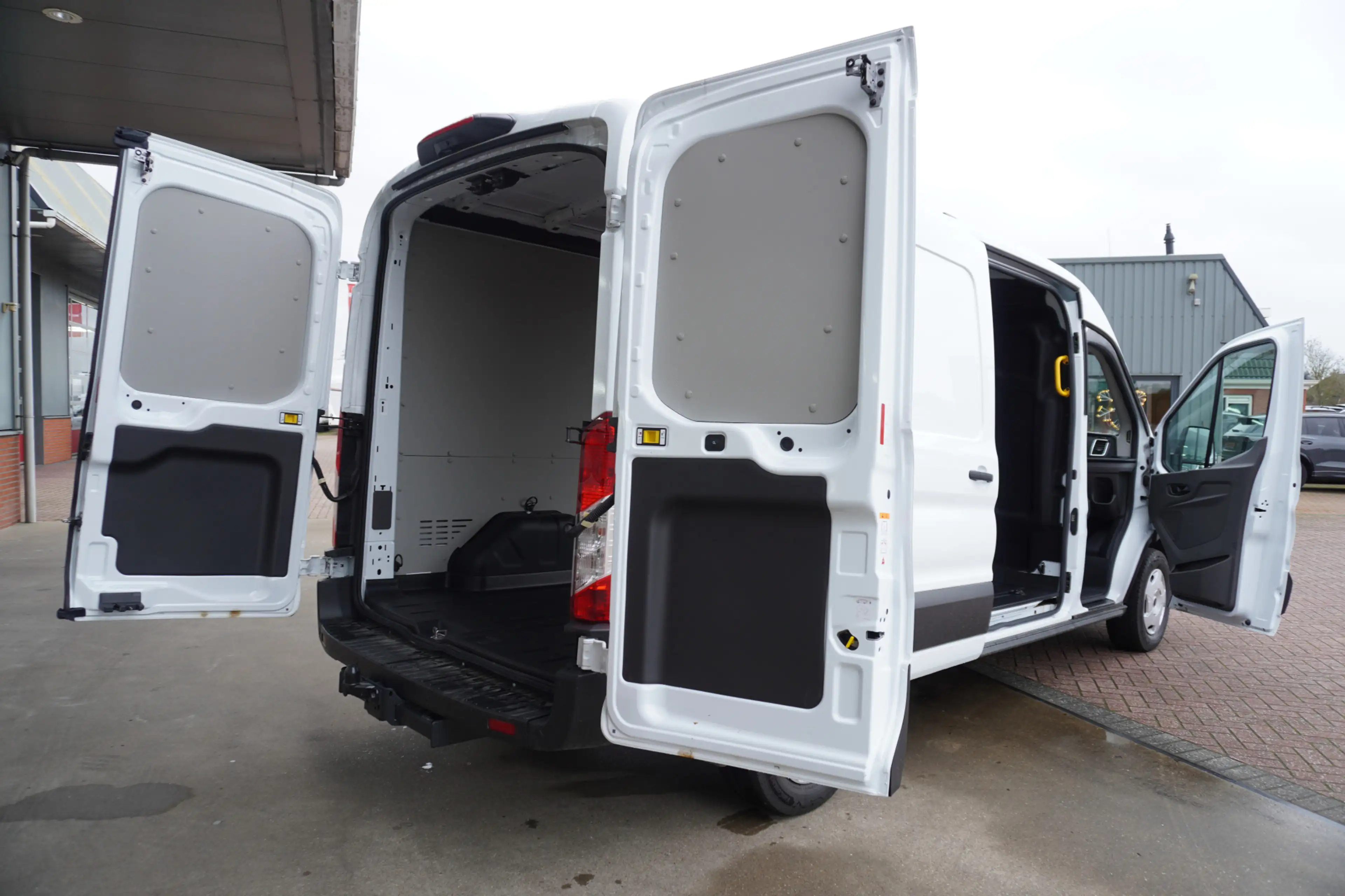 Ford Transit 350 2.0 TDCI 130PK L3H2 Trend Nr. V137 | Airco | C — photo 5