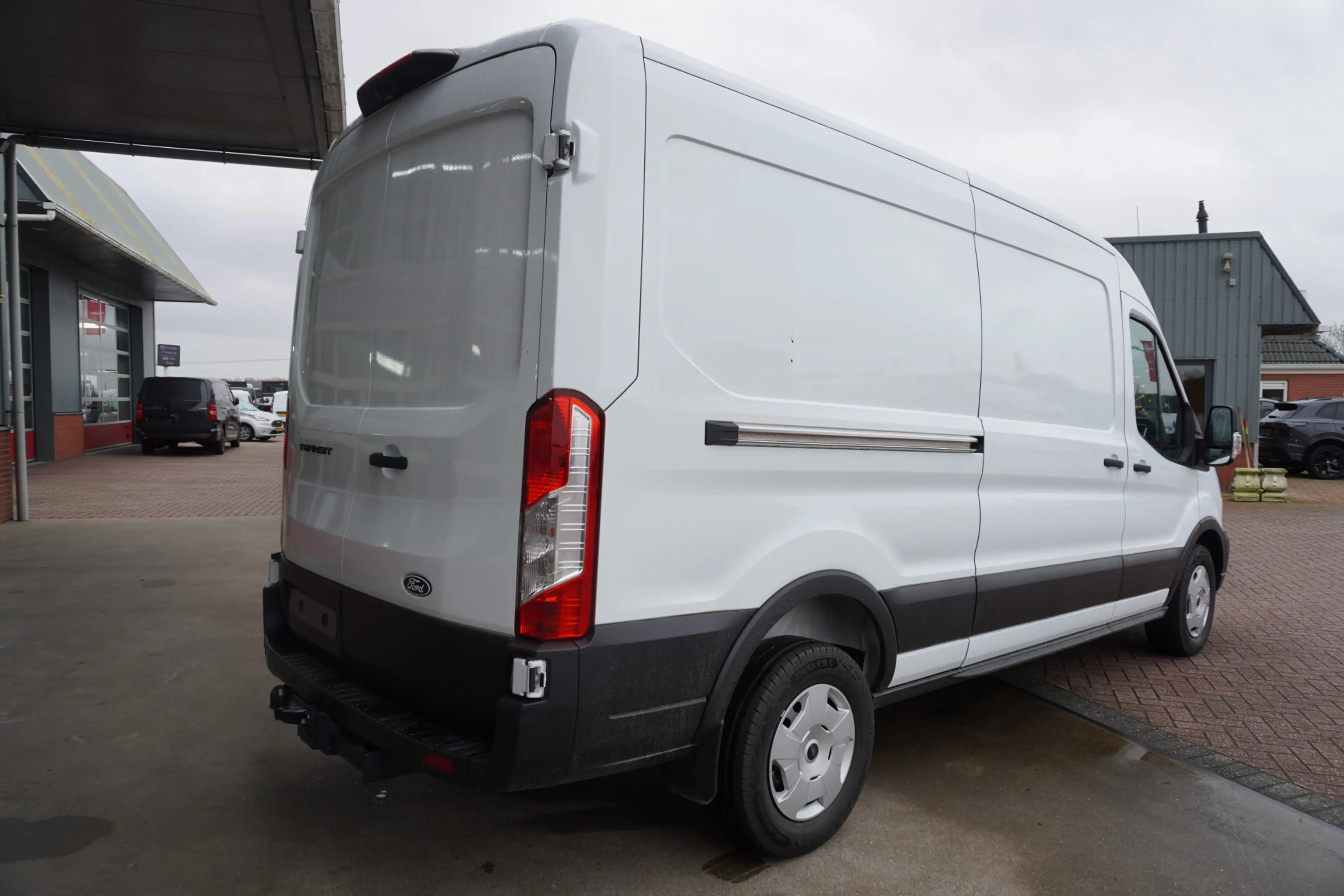 Ford Transit 350 2.0 TDCI 130PK L3H2 Trend Nr. V137 | Airco | C — photo 4