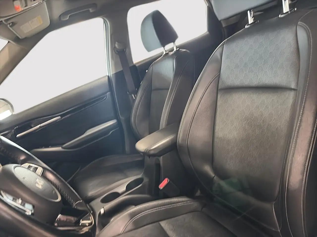 Kia Seltos снимка Kia Seltos