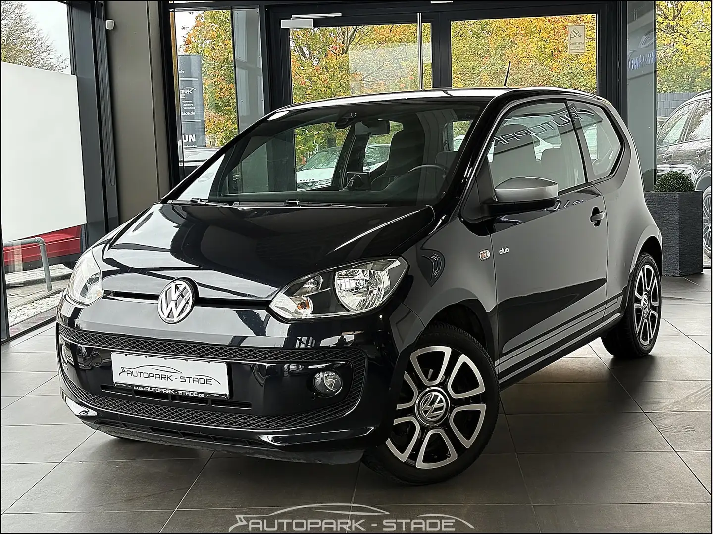 Volkswagen up! move Klima Navi Sitzhzg Tempo Garantie 1. Hd Schwarz - 2