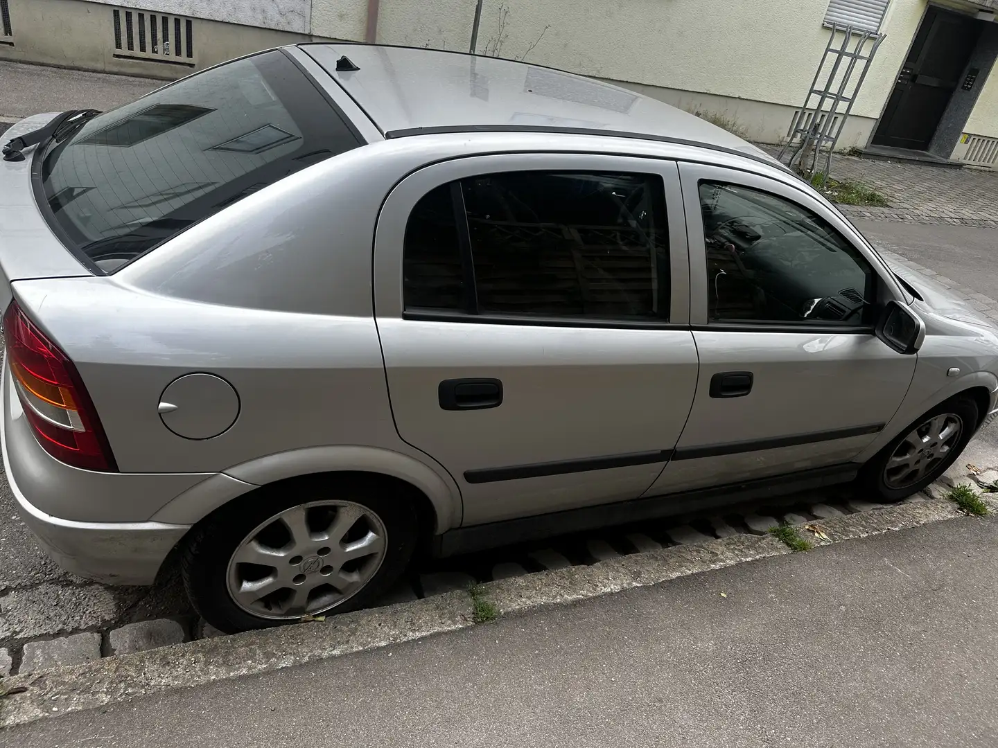 Opel Astra Automatik G - 2