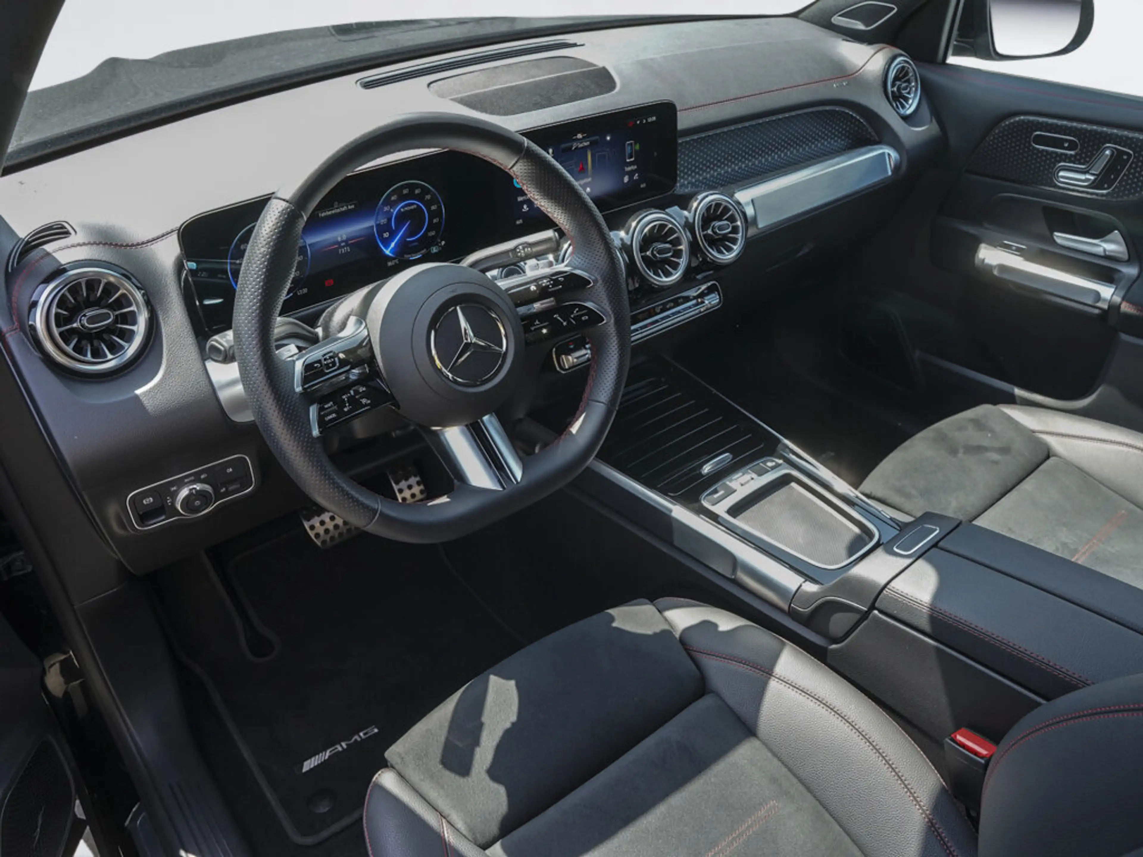 Mercedes-Benz EQB 250 EQB 250+ AMG-LINE DISTRONIC 7-SITZER BURMESTER — photo 7