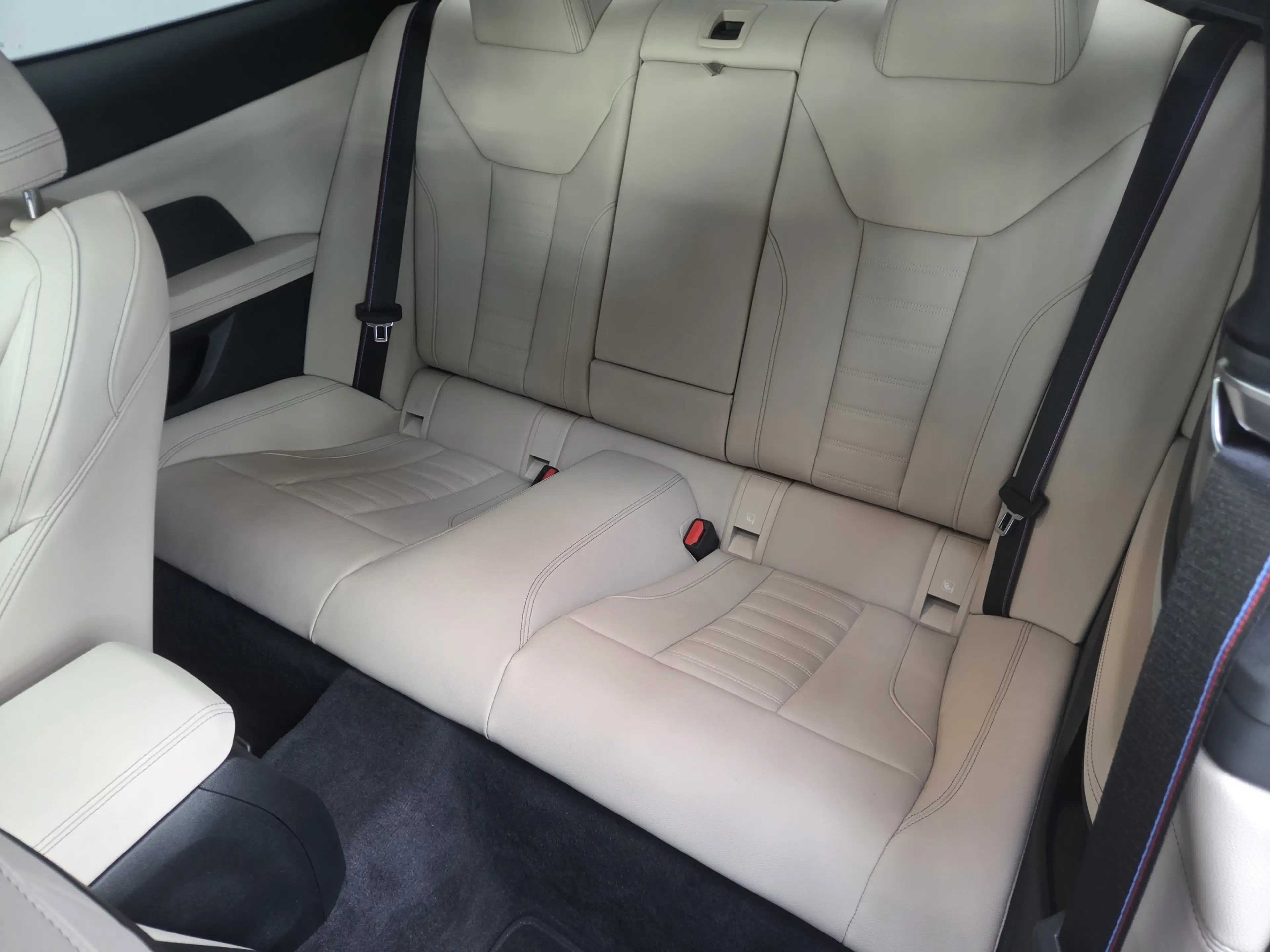 BMW 440 xDrive Coupe Pro 360° ACC Glasdach LED+ — photo 18