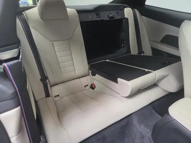 BMW 4 Series view 24