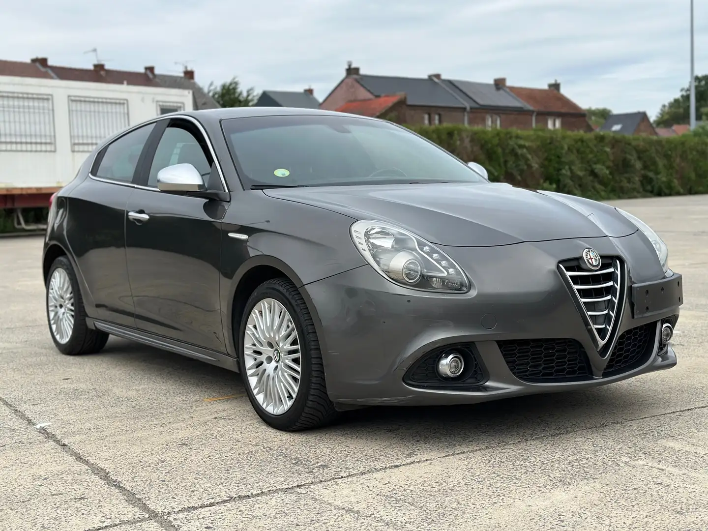 Alfa Romeo Giulietta Giulietta 1.6 JTDm / LED / NAVI PRO / EURO 5B - 2