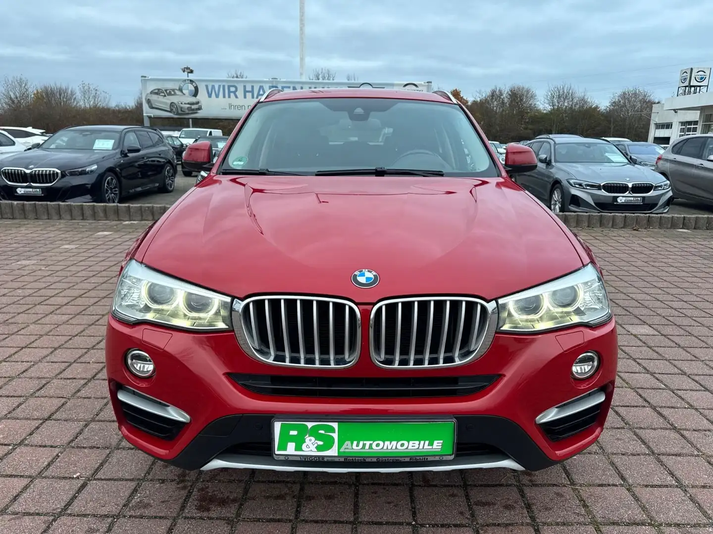 BMW X4 xDrive 20 i **Steuerkette leicht rasselt** Rot - 2