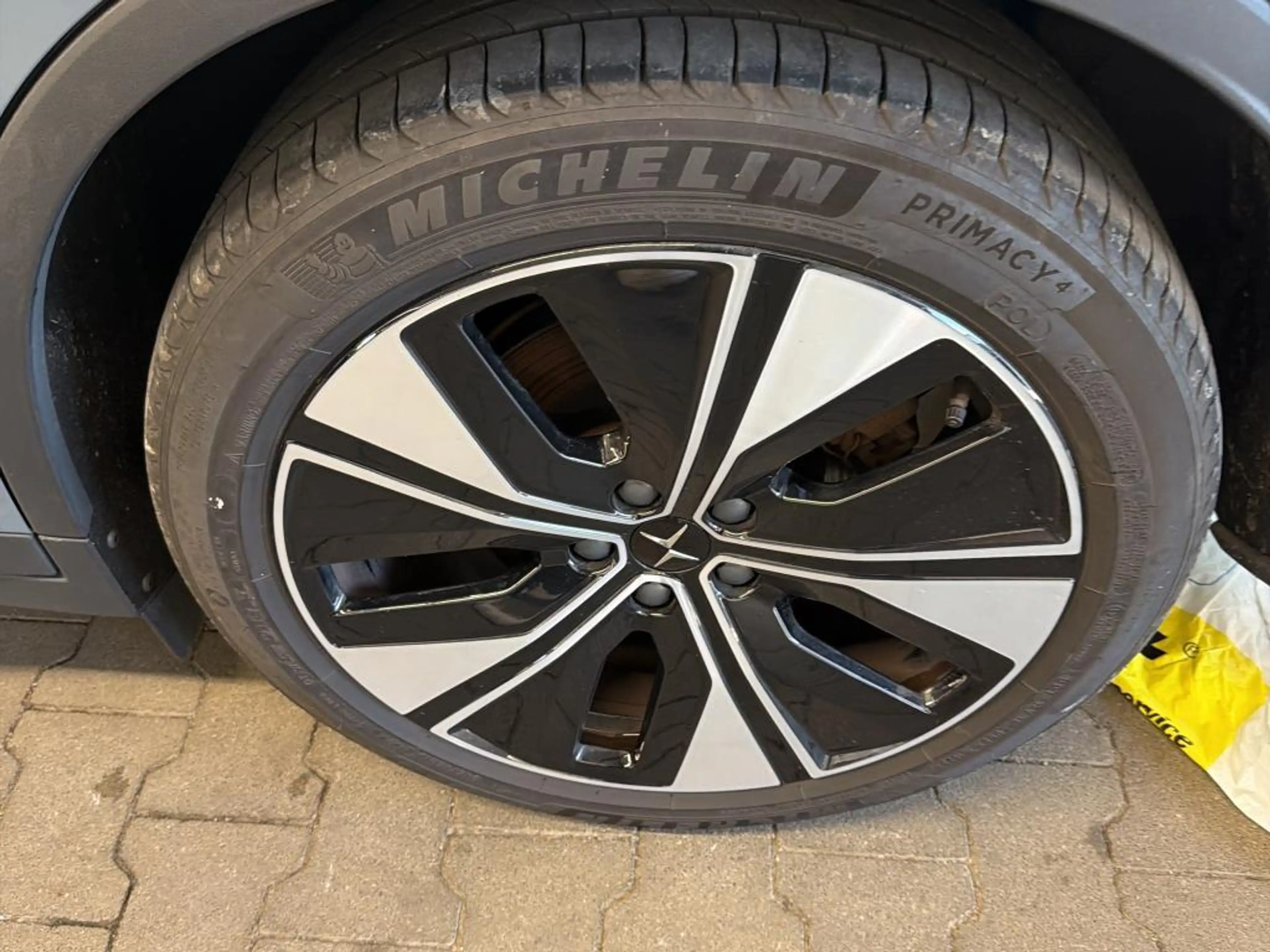 Polestar 2 Long Range Single 82 kWh 360°KAM*AHK*MEM*KEYL — photo 9