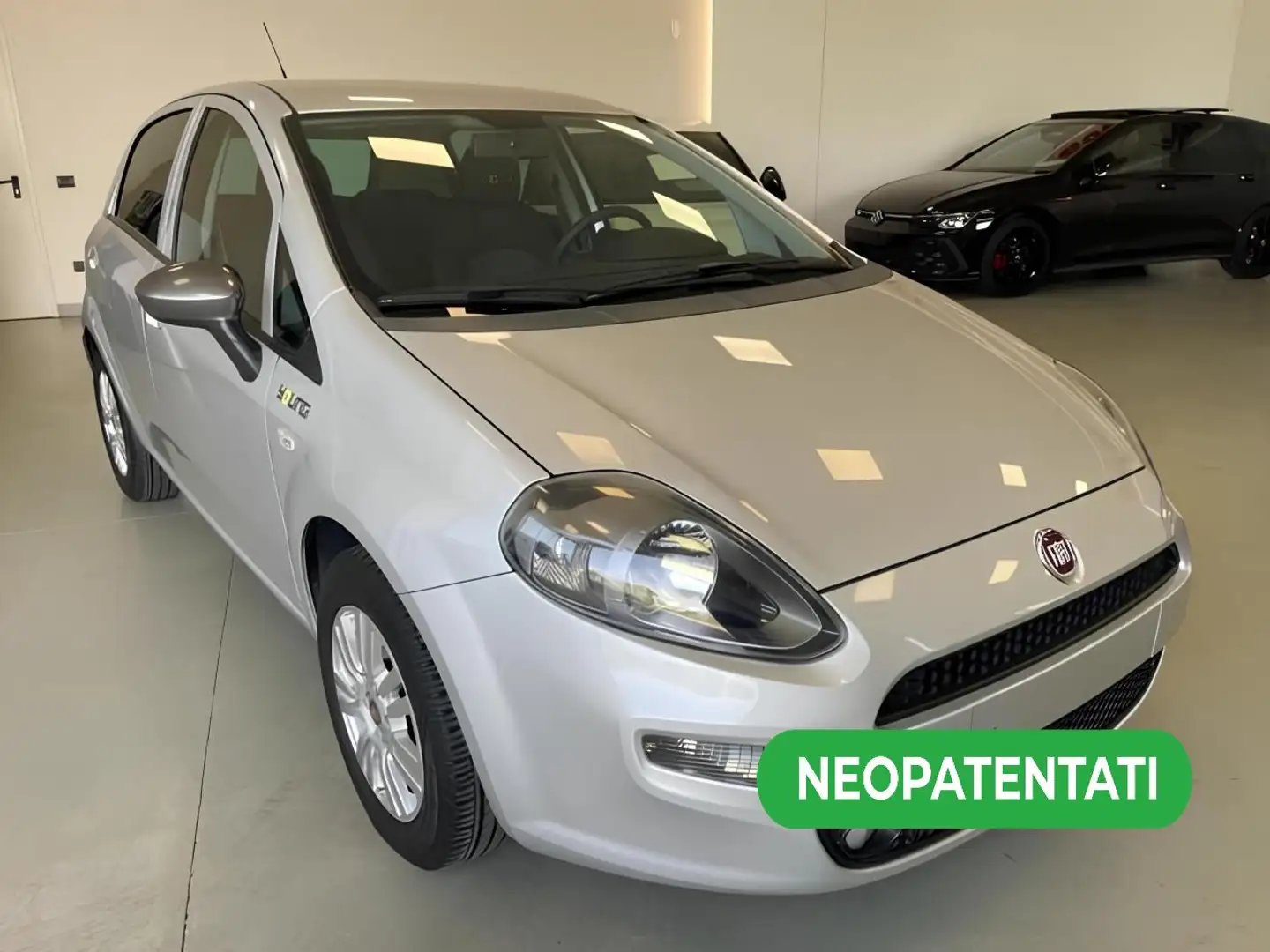 Fiat Punto Young - prezzo finale chiavi in mano € 10.400 Argento - 1