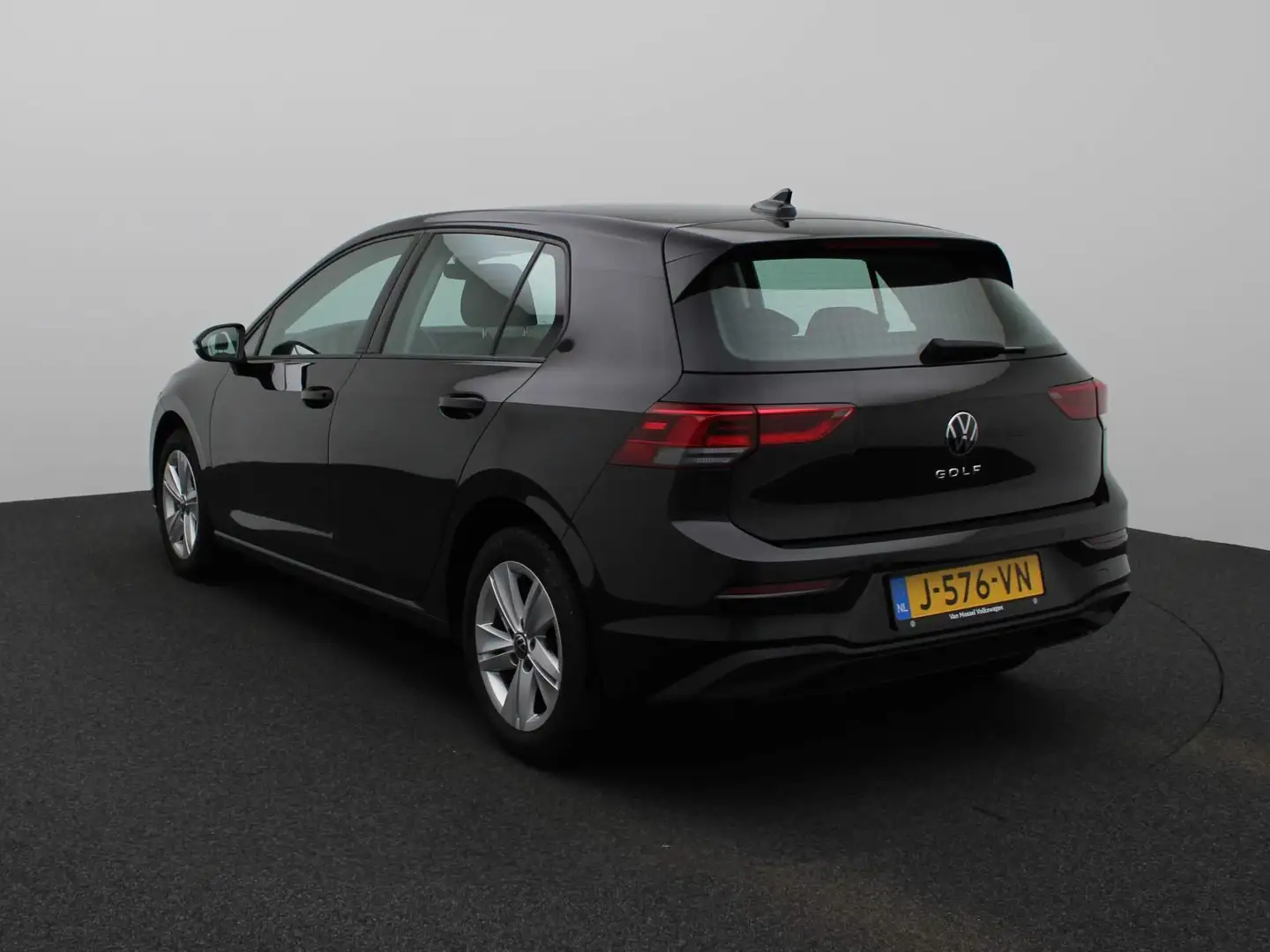 Volkswagen Golf 1.0 TSI Life 110 PK | Navigatie | Apple Carplay | Nero - 2