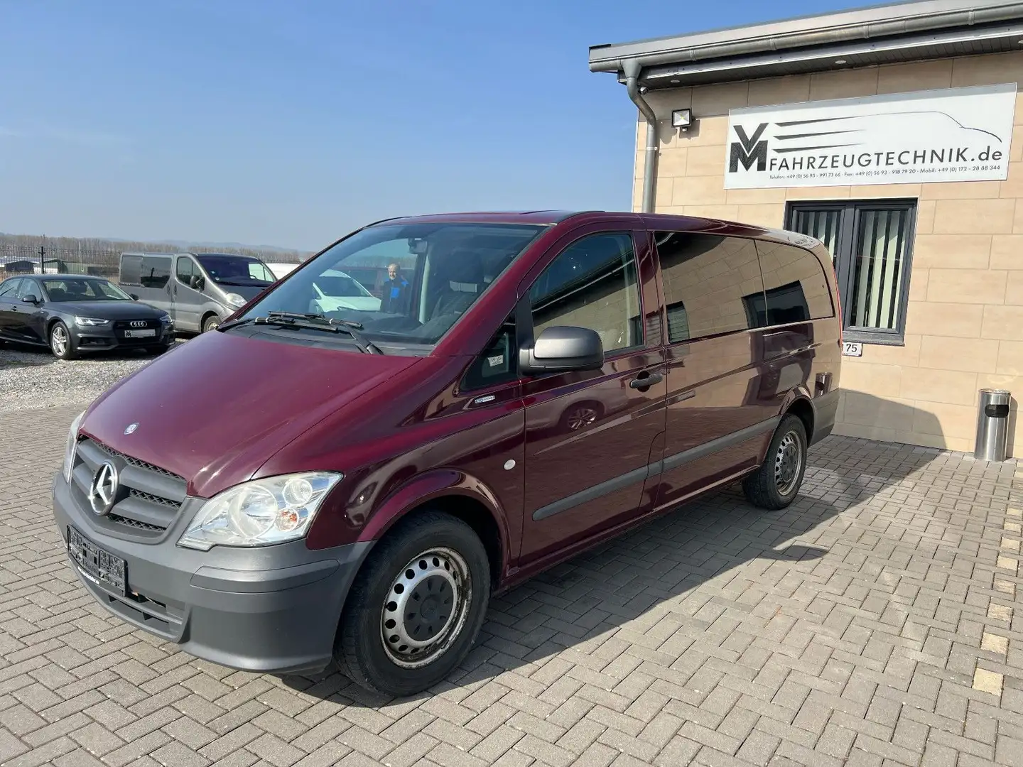 Mercedes-Benz Vito Kombi 113 CDI lang Klima*AHK*Navi*9 Sitzer Rot - 2