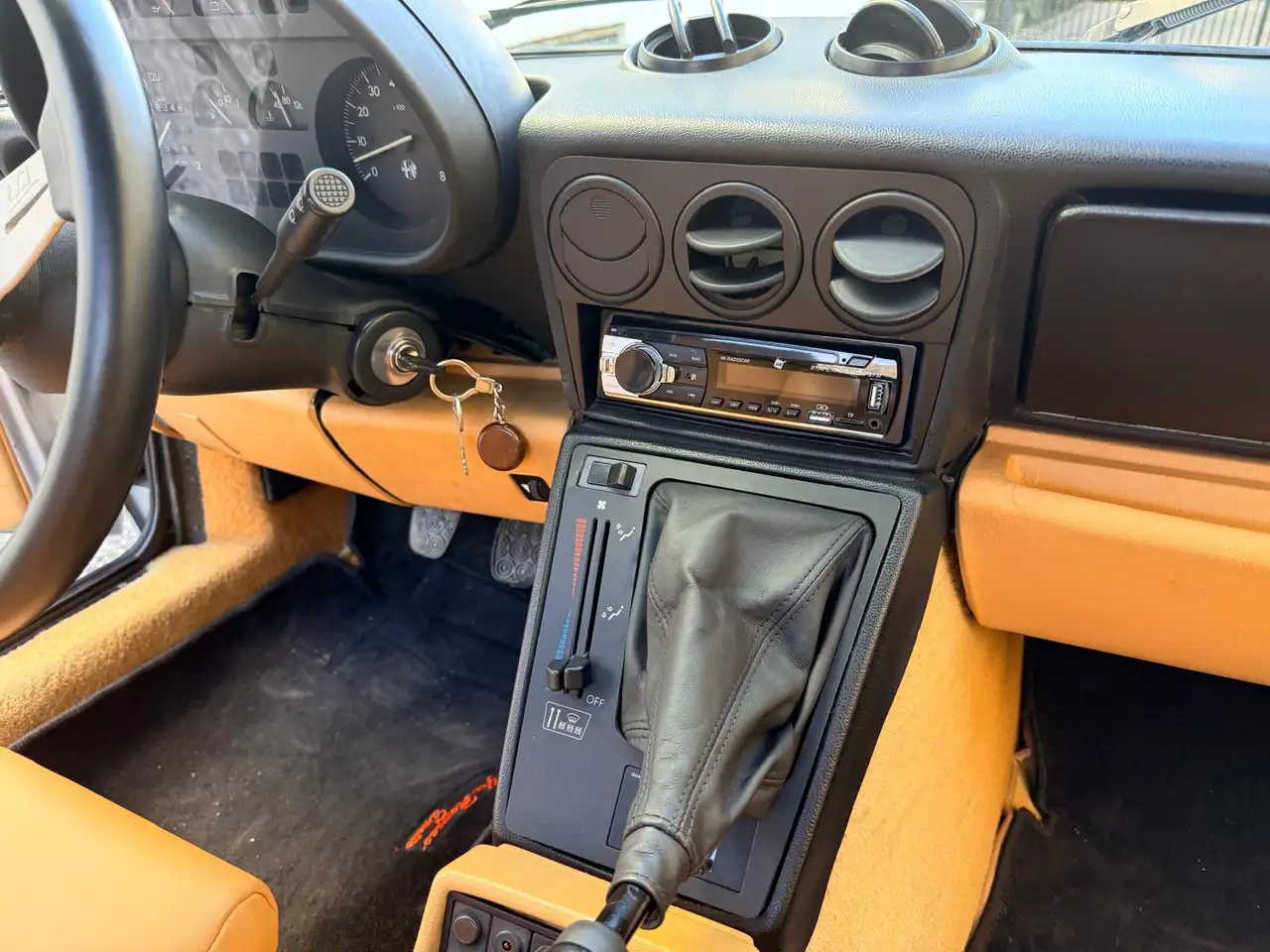 Alfa Romeo Spider 2.0 my90, foto 12