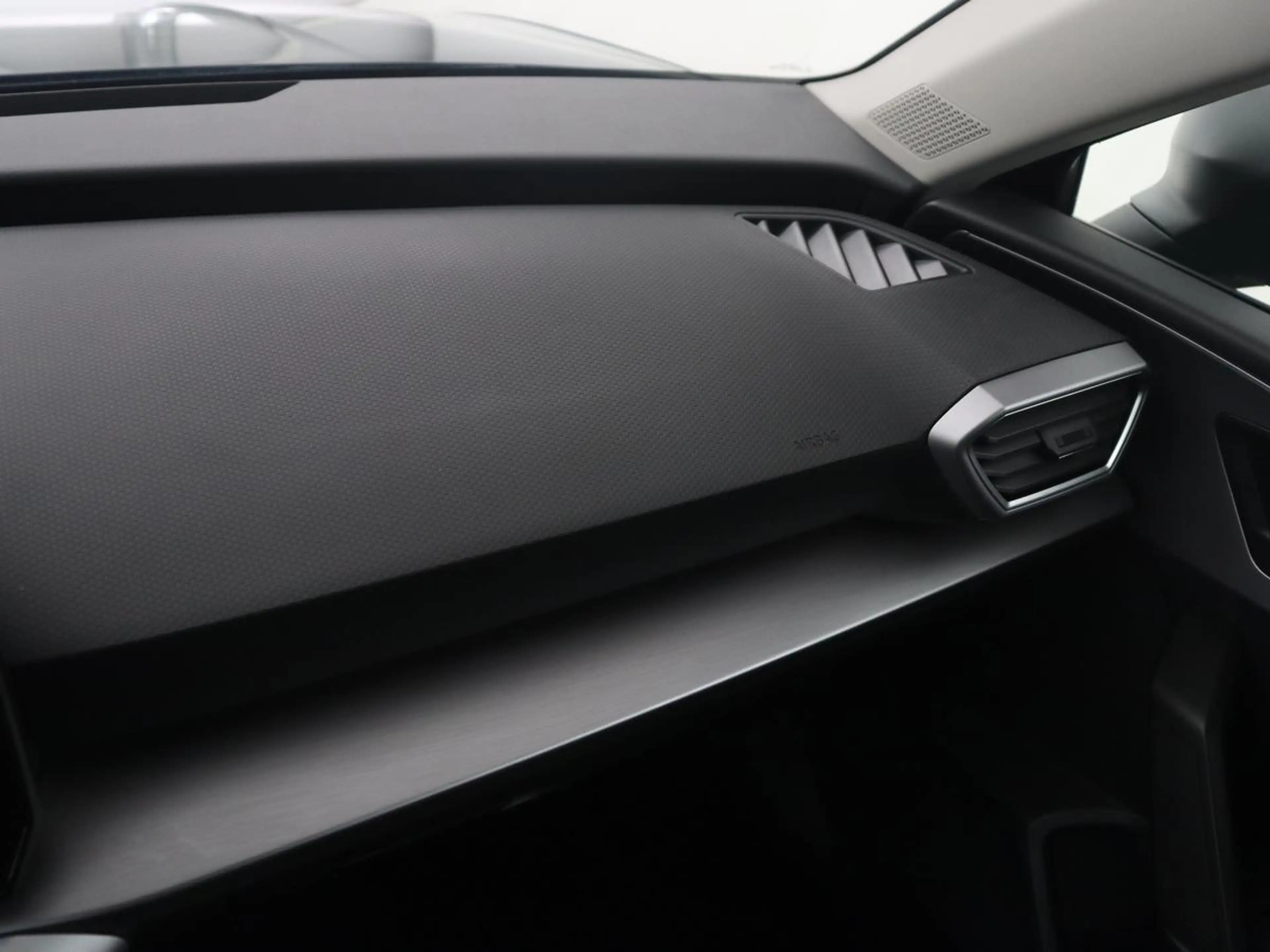 SEAT Leon e-Hybrid Sportstourer 1.4 TSI eHybrid PHEV FR | SOH 86,9% | — photo 28