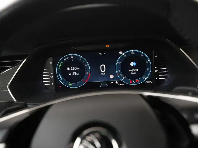 Skoda Octavia view 10