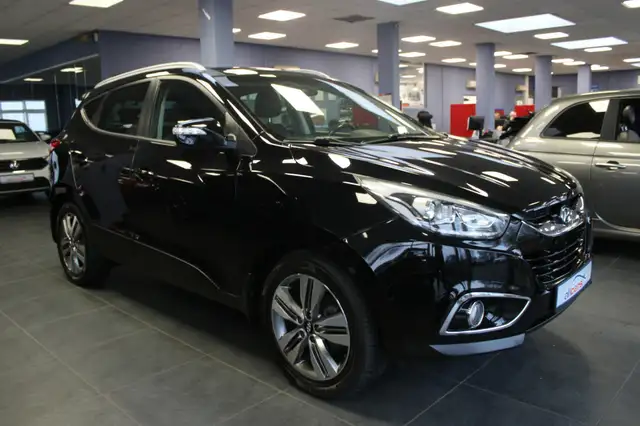 Hyundai TUCSON ix 35 CRDi 4WD - Panorama -