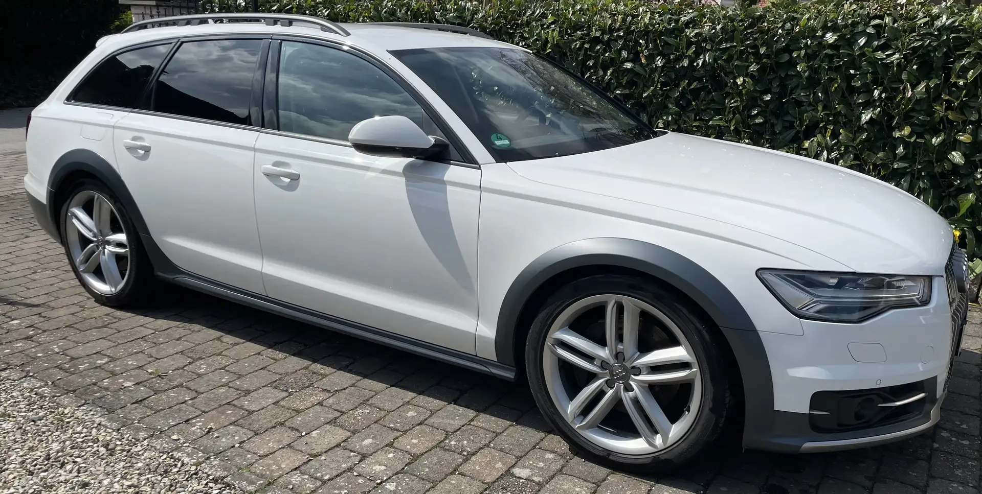 Audi A6 allroad A6 allroad quattro 3.0 TDI S tronic DPF Weiß - 1