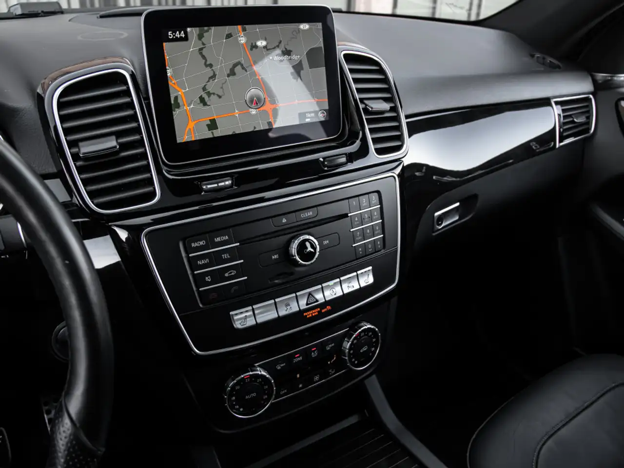 Mercedes-Benz GLE снимка Mercedes-Benz GLE