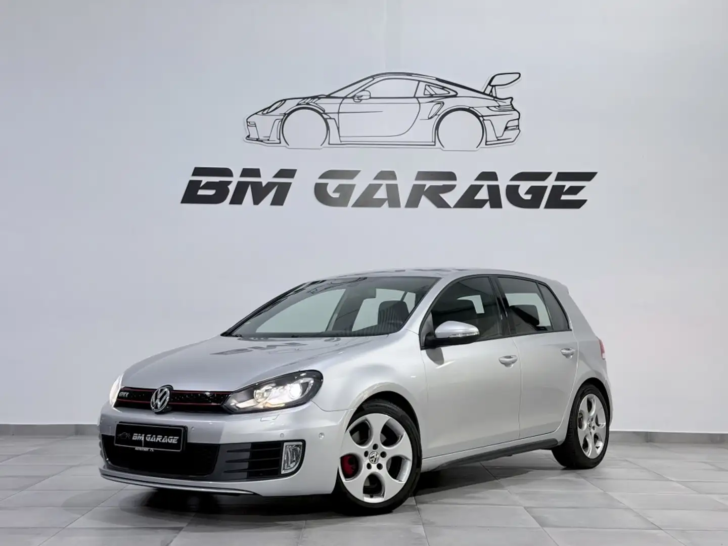 Volkswagen Golf GTI 2.0 TSI Gris - 1