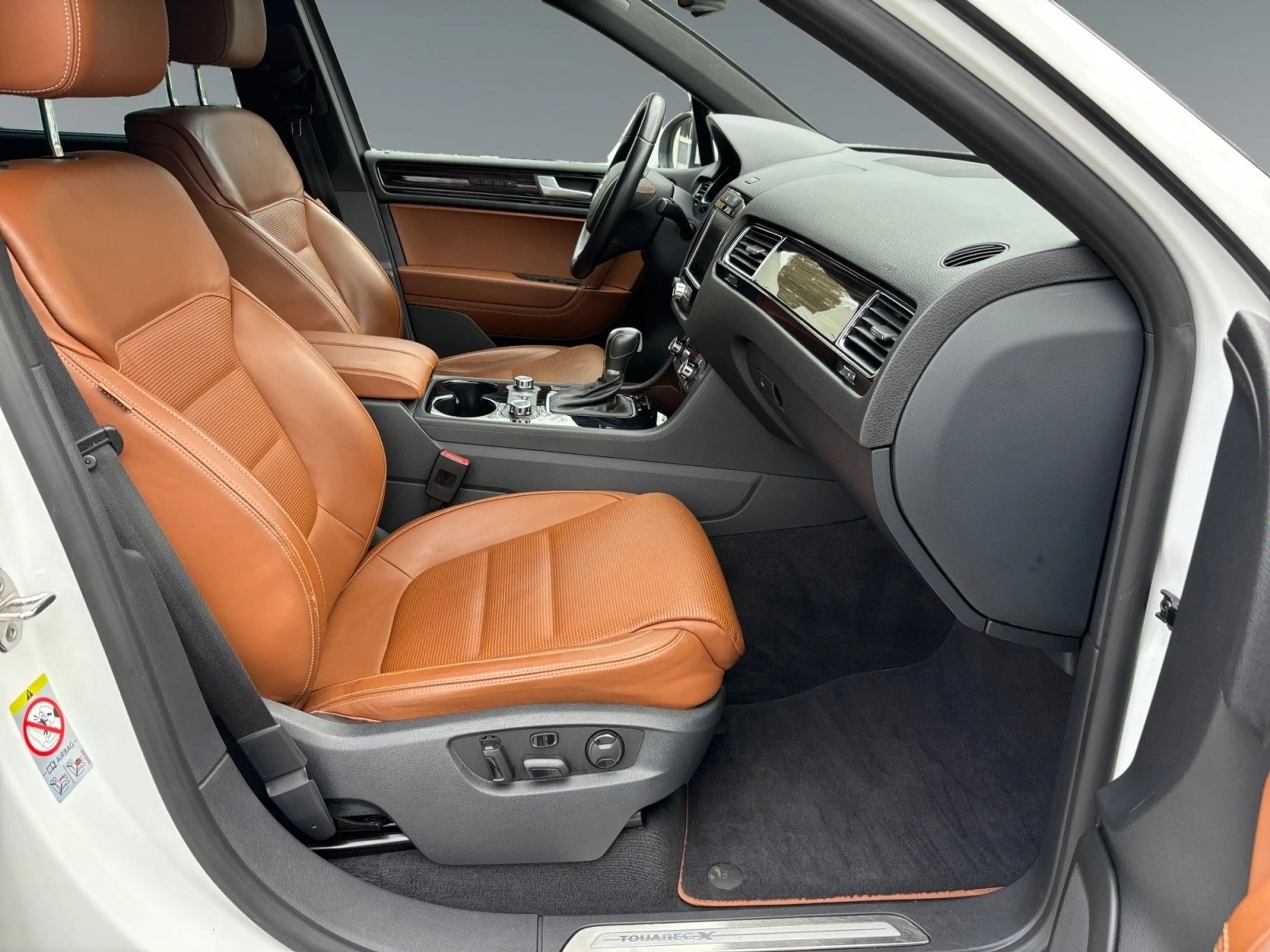 Volkswagen Touareg X V6 TDI Leder Navi Pano ACC Lane AHK — photo 11