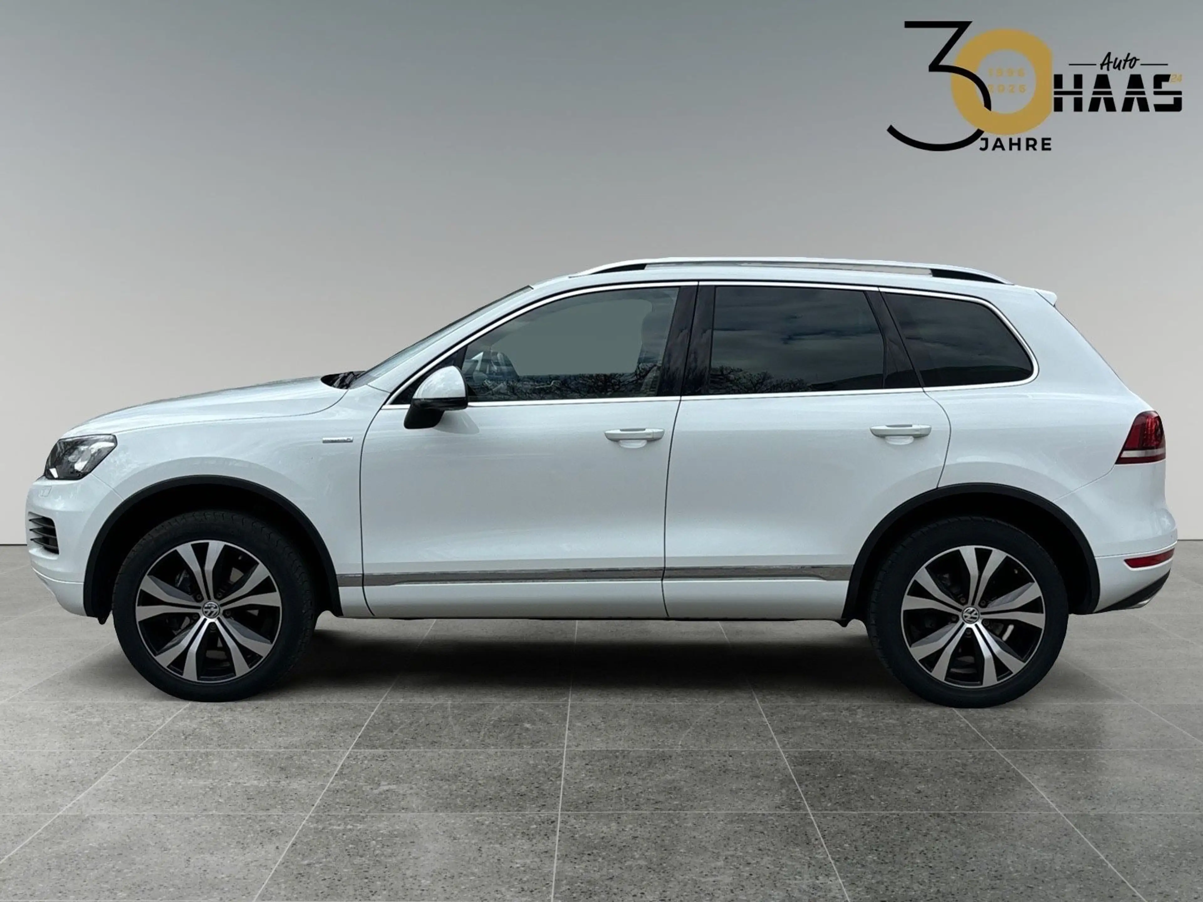 Volkswagen Touareg X V6 TDI Leder Navi Pano ACC Lane AHK — photo 4