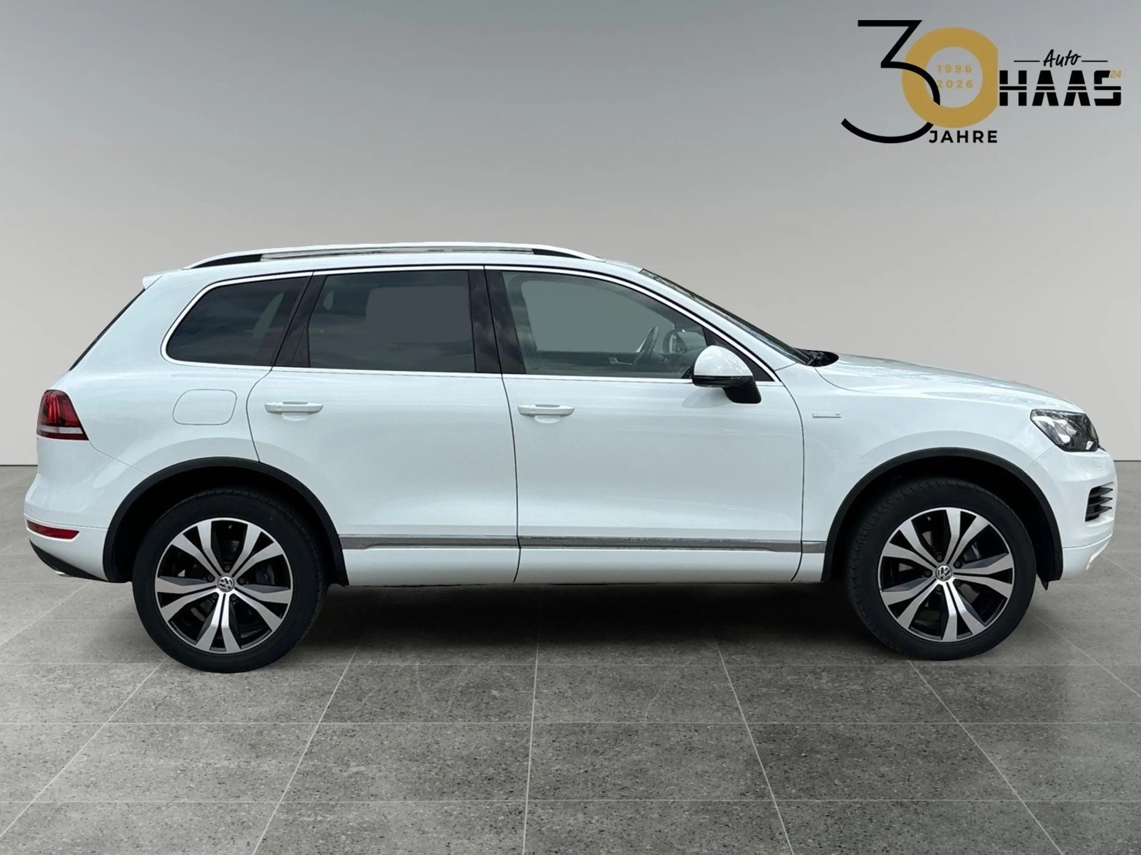 Volkswagen Touareg X V6 TDI Leder Navi Pano ACC Lane AHK — photo 5