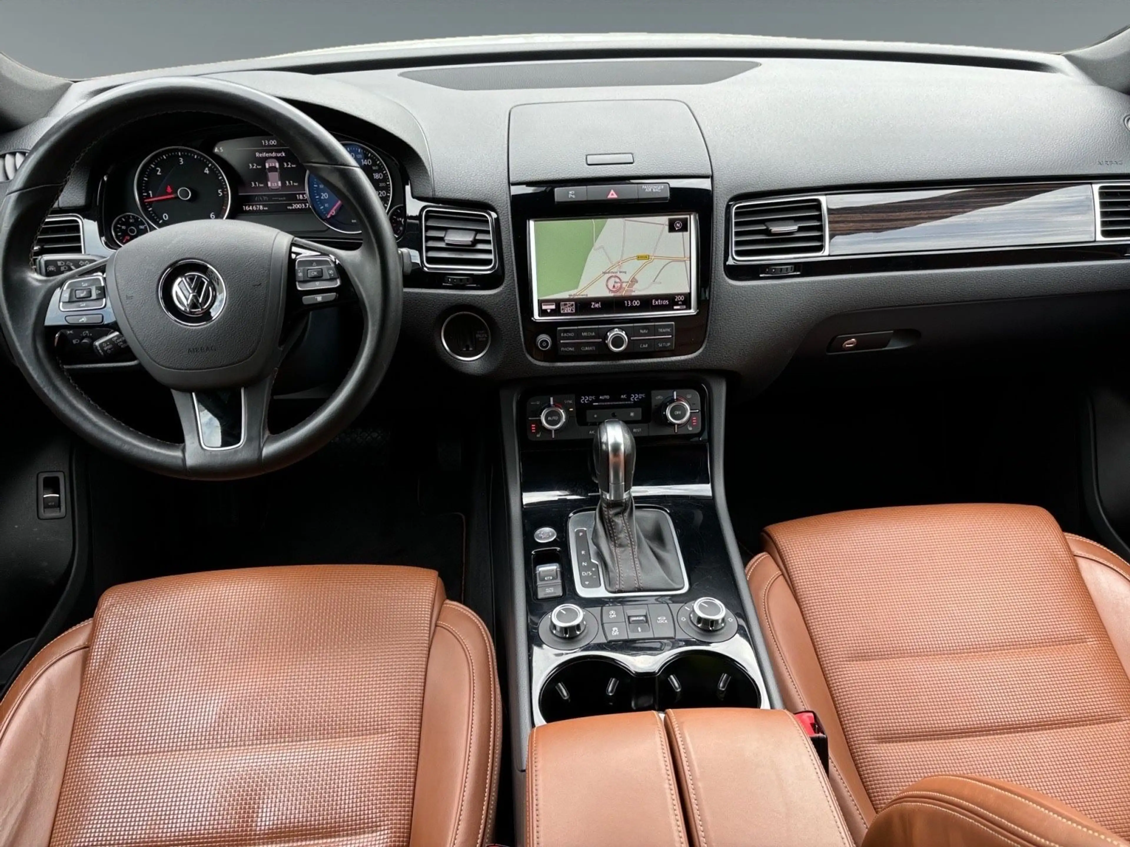 Volkswagen Touareg X V6 TDI Leder Navi Pano ACC Lane AHK — photo 10