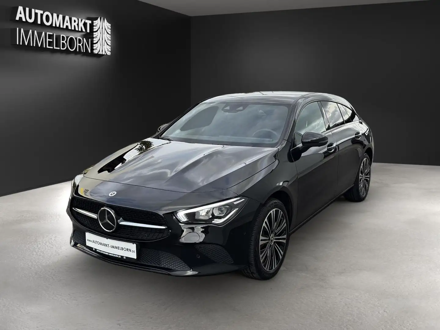 Mercedes-Benz CLA 250 Distro*360*Lenkheiz*Massage*Sound*18 Schwarz - 2