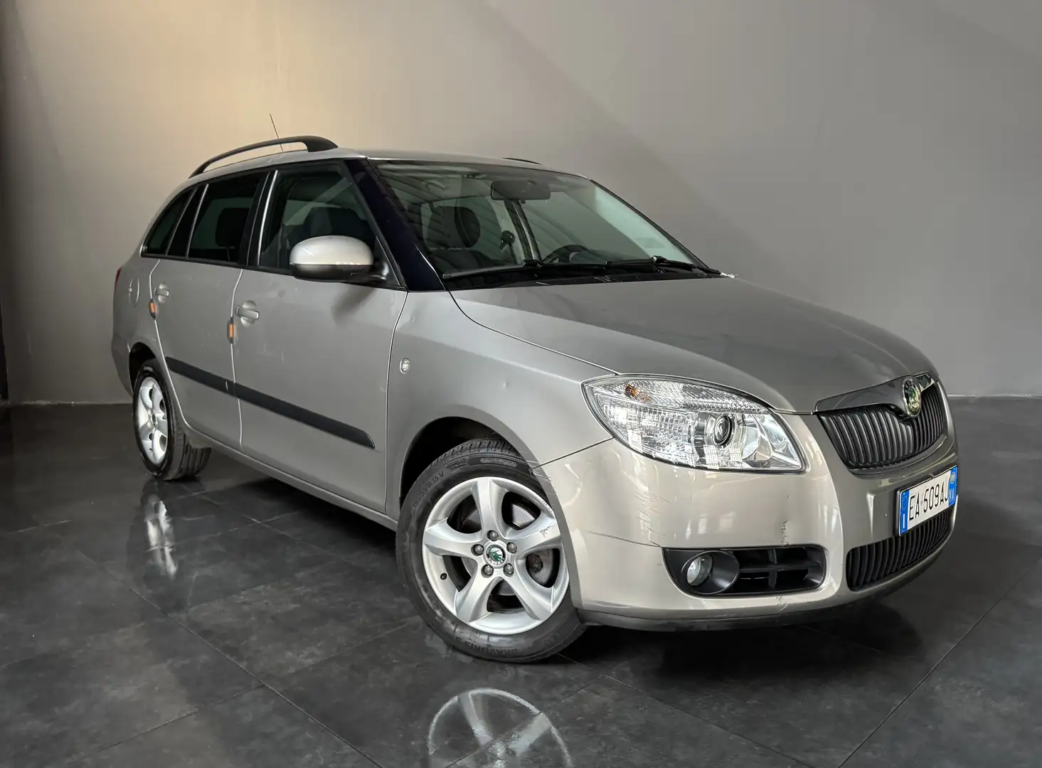Skoda Fabia Wagon 1.4 tdi Scout fap - 1
