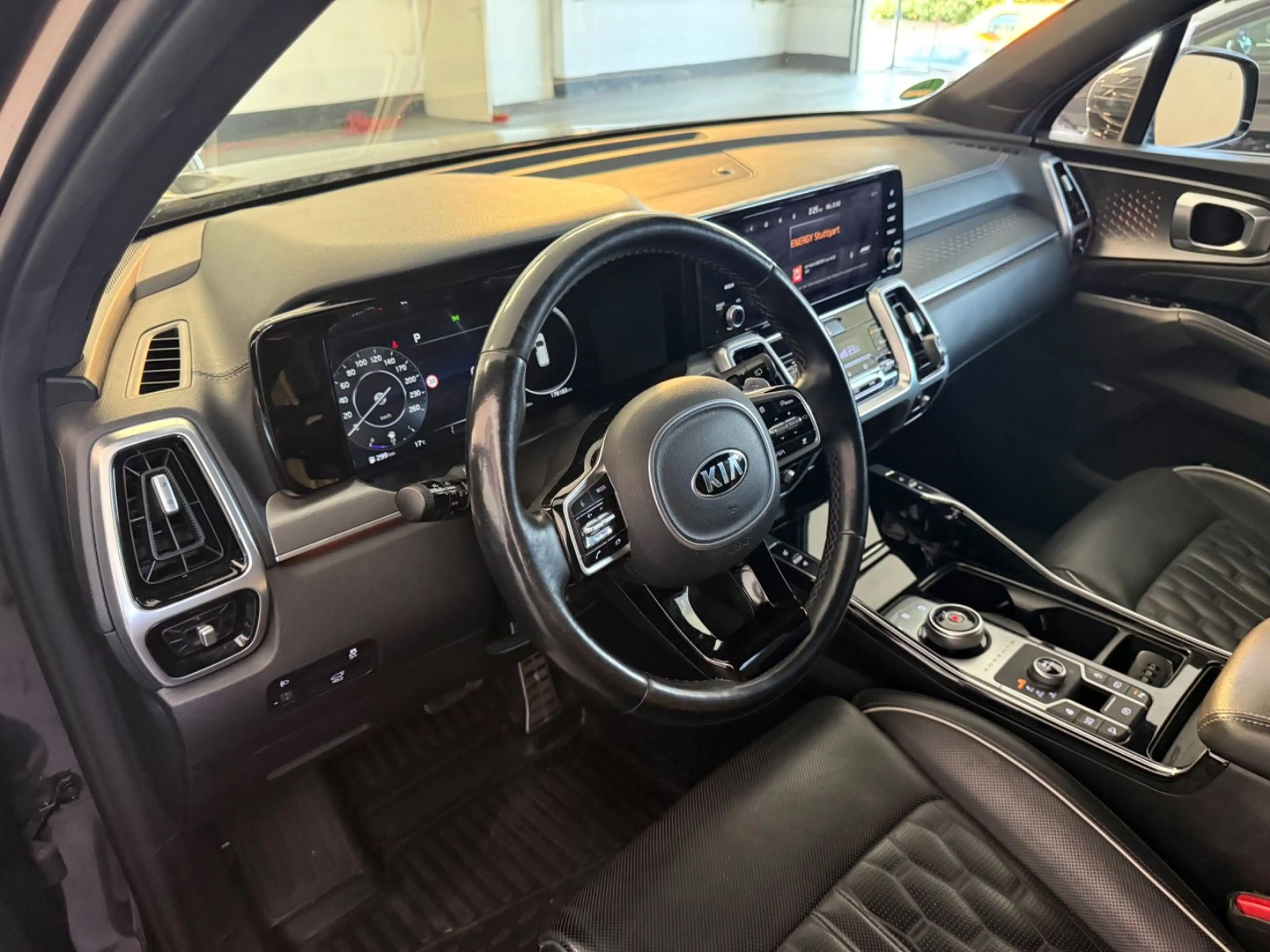 Kia Sorento SORENTO 2,2 CRDI PLATINUM 4WD*AUT*LEDER*MAX VOLL — photo 4