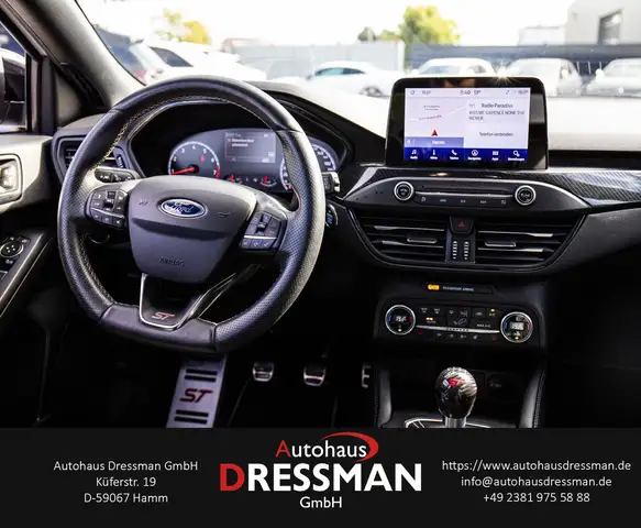 Ford Focus view 14