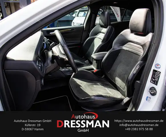 Ford Focus view 11