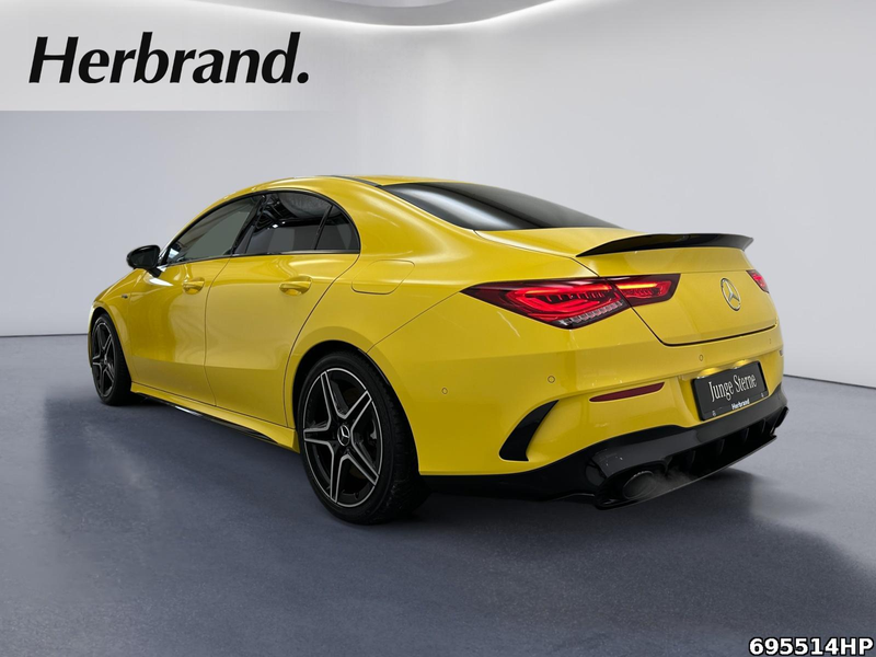 Mercedes-Benz CLA 35 AMG 4M Coupé Night Pano Sound Kamera LED — photo 4