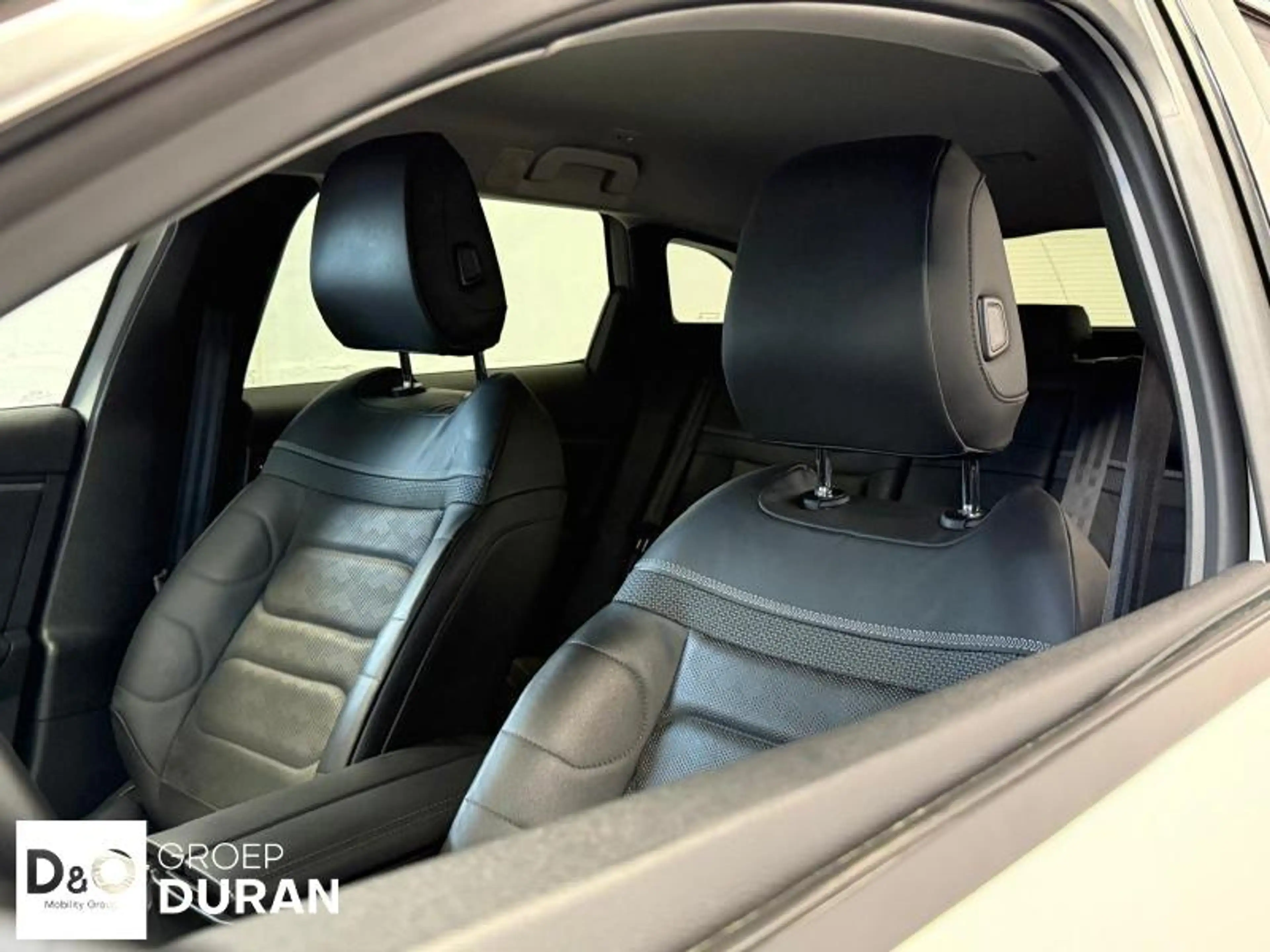 Citroen C5 X Shine Pack 1.6 Plug-In Hybrid — photo 10