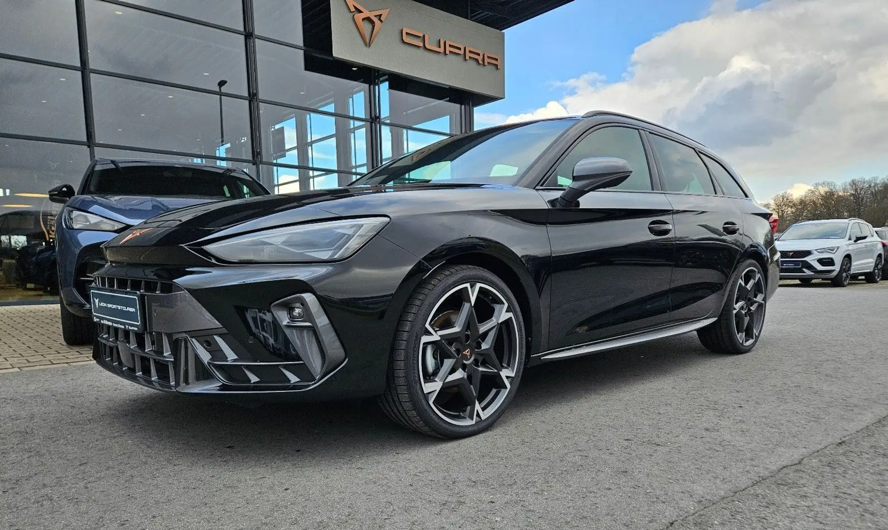 CUPRA Leon Sportstourer 1.5 eTSI DSG*Navi*LED*Sennhei Noir - 2