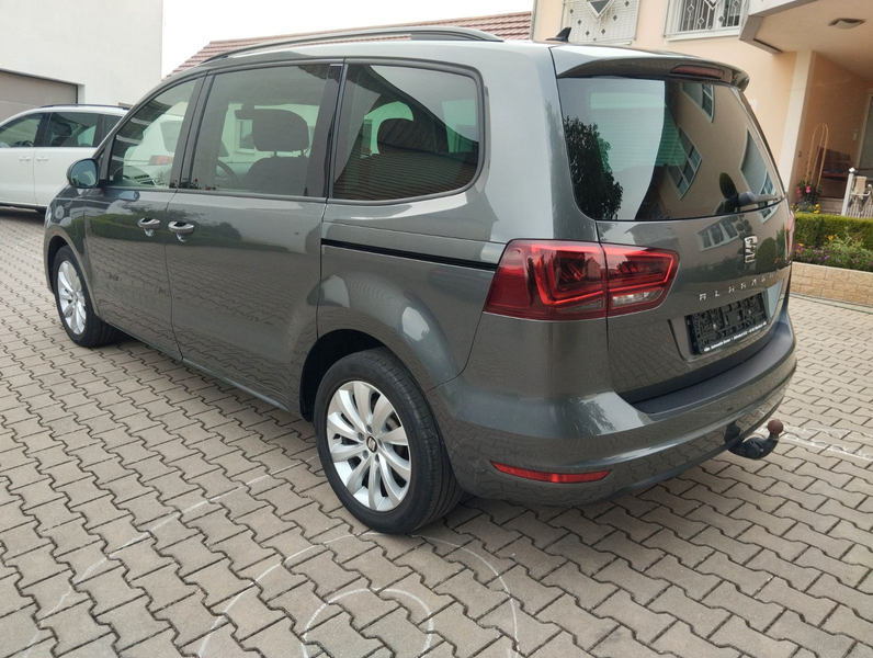 SEAT Alhambra Style 2.0 TDI, 7 Sitze, AHK, Navi, PDC — photo 9