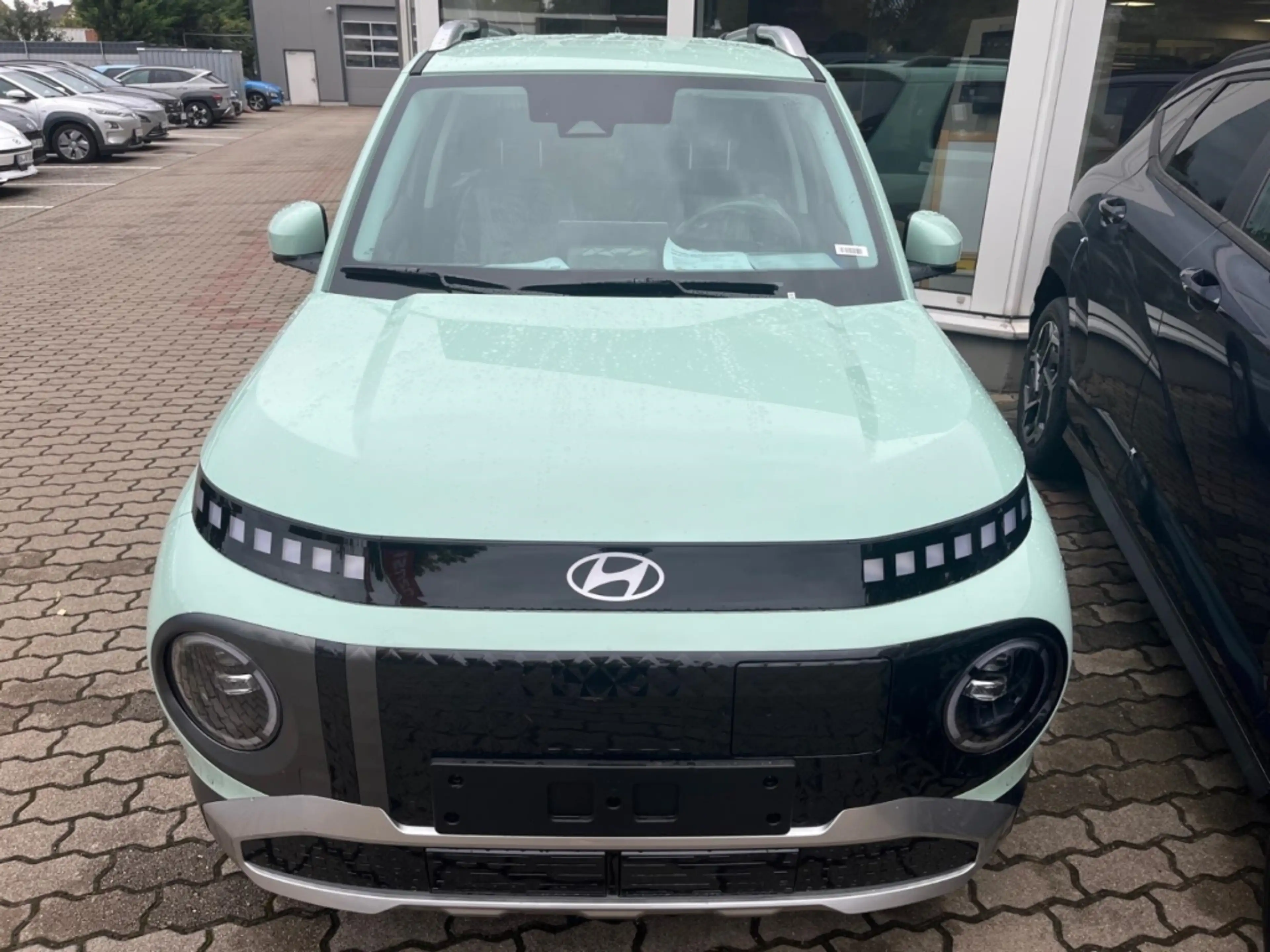 Hyundai Inster Lounge Elektro 49kwh Wärmepumpe LED Navi 115PS — photo 2