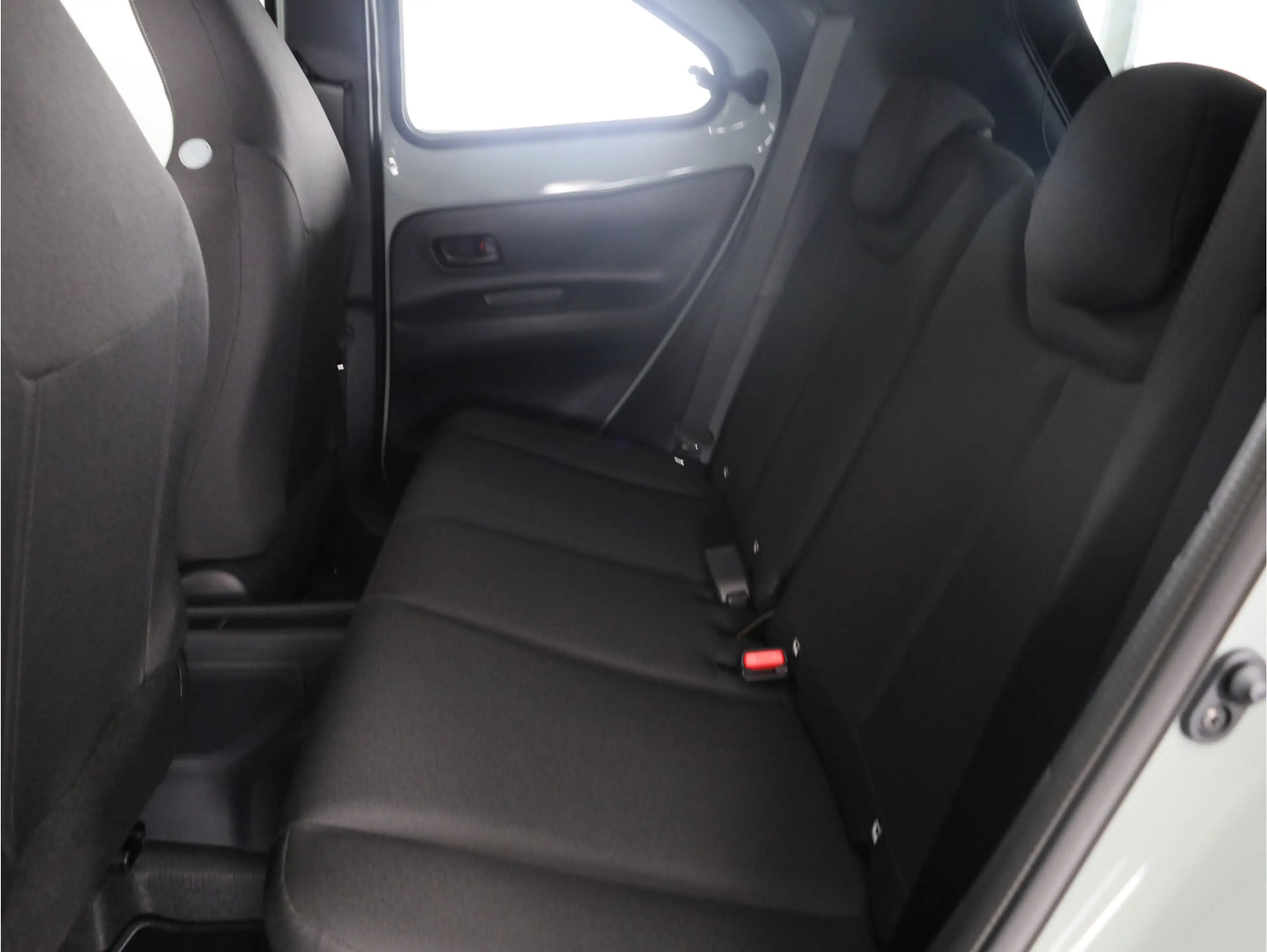 Toyota Aygo X Hybrid 115 pulse | NIEUWE AUTO | PRIJS INCLUSIEF R — photo 14