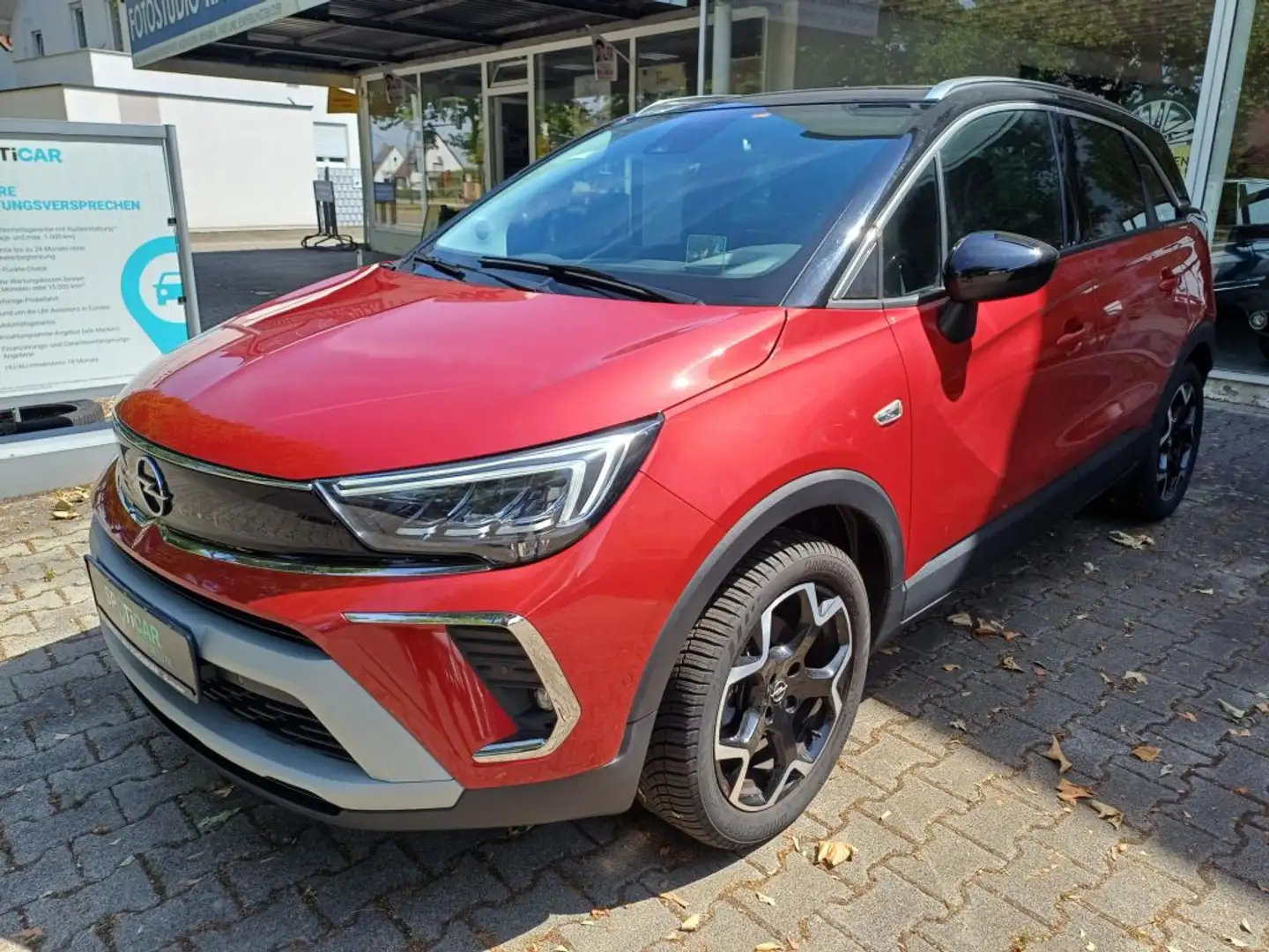 Opel Crossland 1.2 Automatik Ultimate Rot - 1