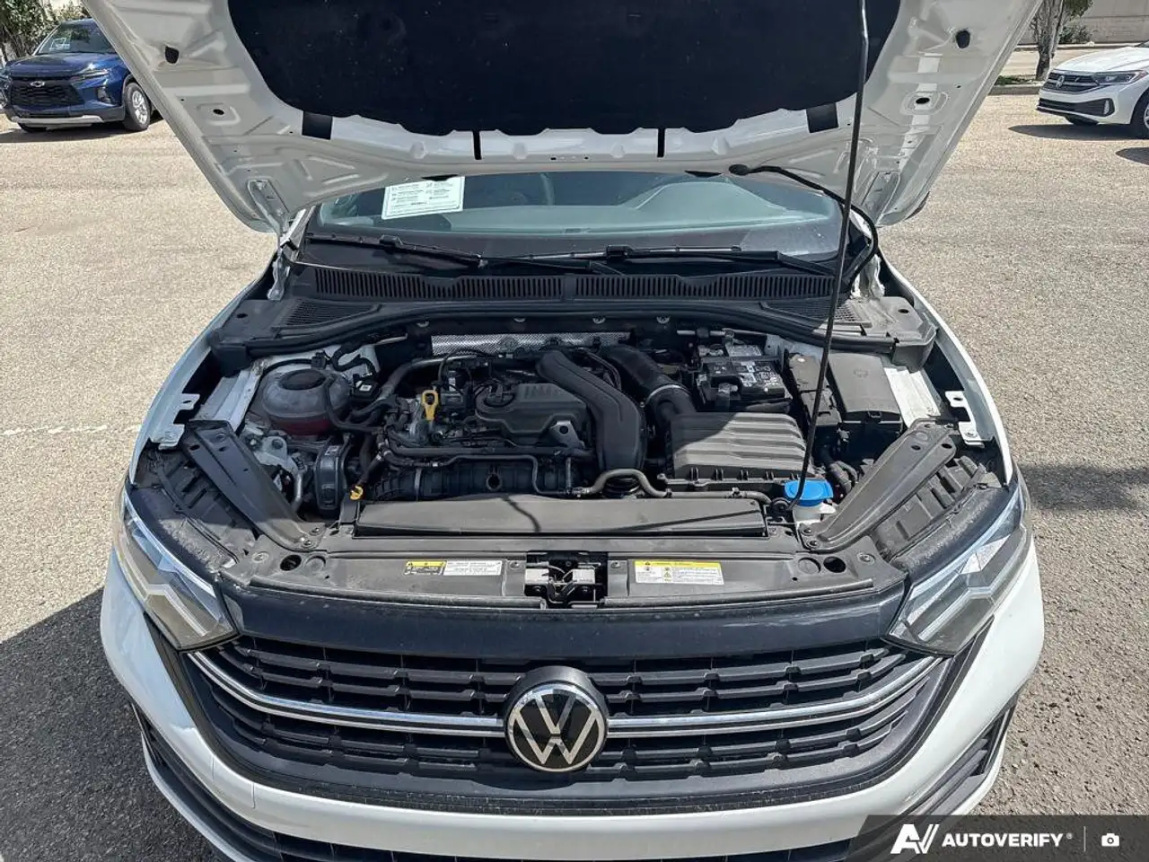 Volkswagen Jetta снимка Volkswagen Jetta