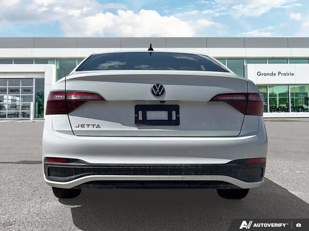 Volkswagen Jetta снимка Volkswagen Jetta