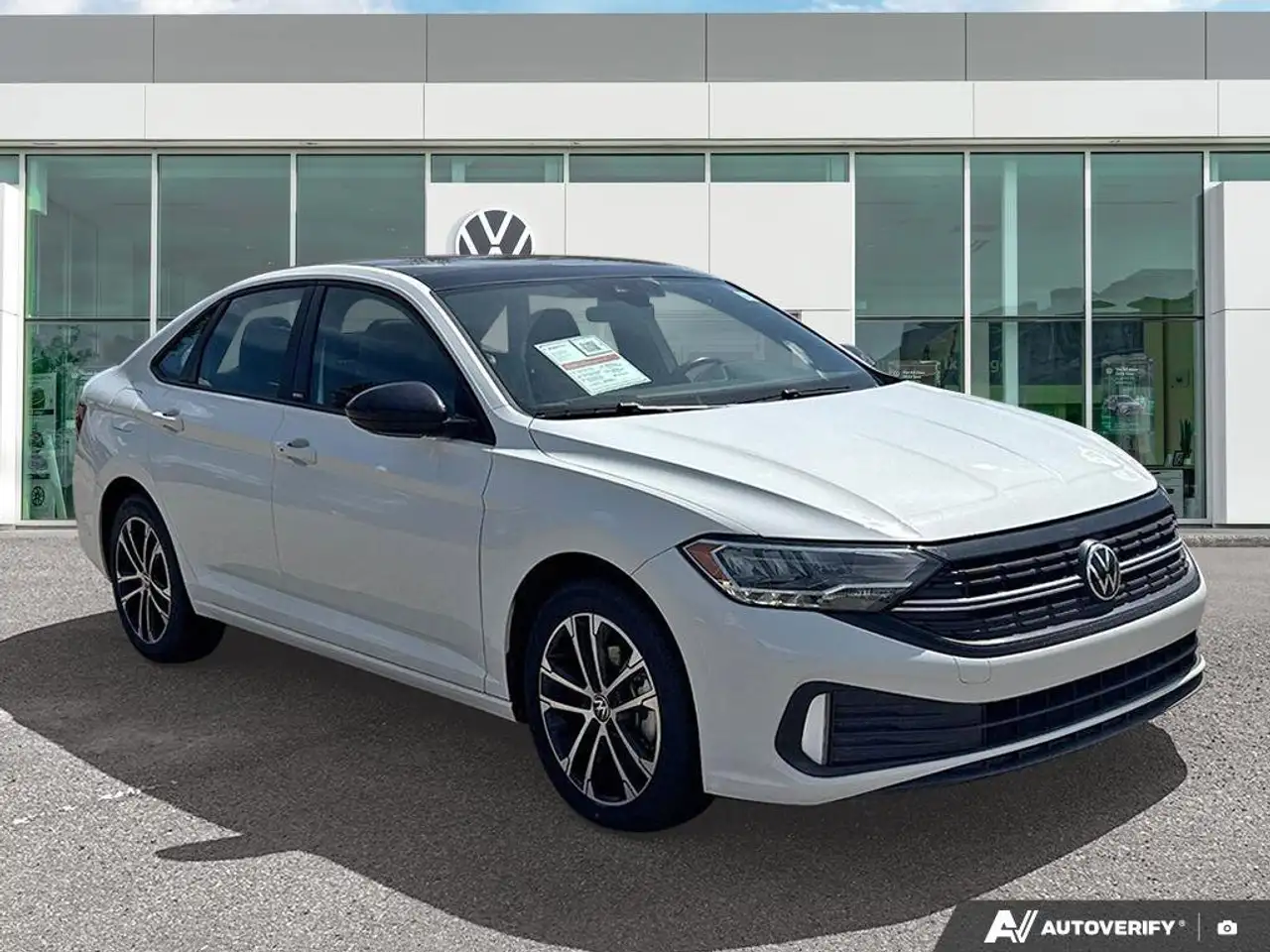 Volkswagen Jetta снимка Volkswagen Jetta
