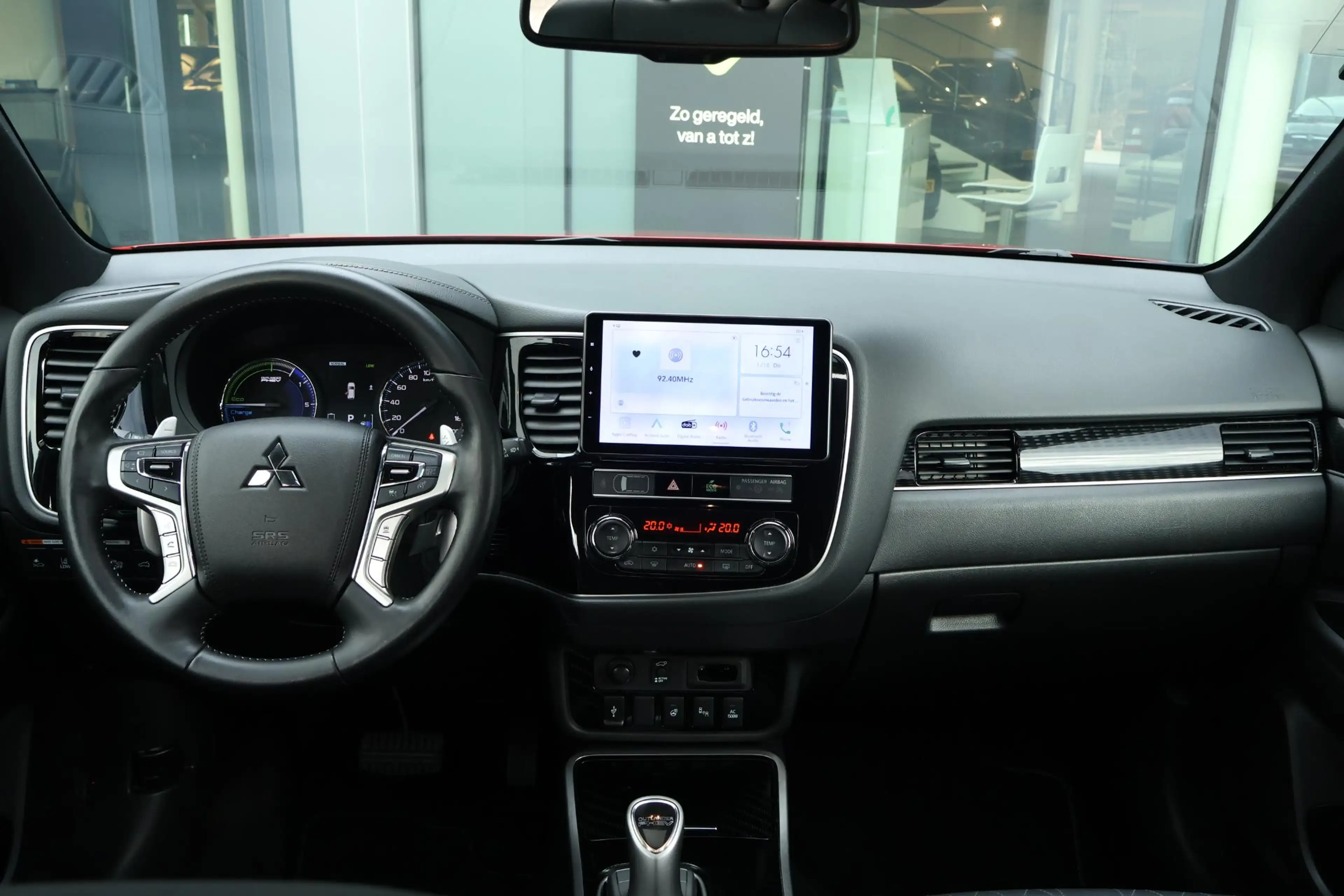 Mitsubishi Outlander 2.4 PHEV S-Edition / Pano / Stuur en stoelverwarmi — photo 15