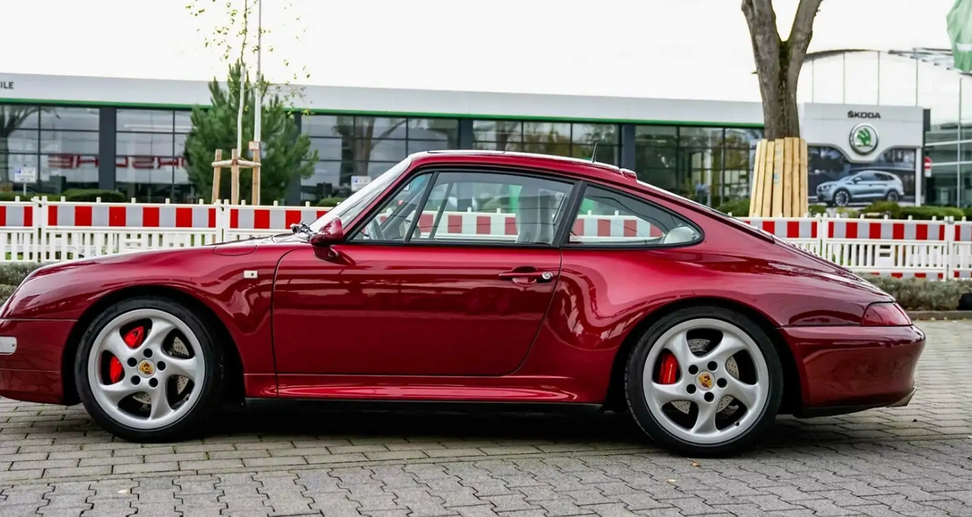 Porsche 993 911 Cabrio 3.6 Carrera Rosso - 2