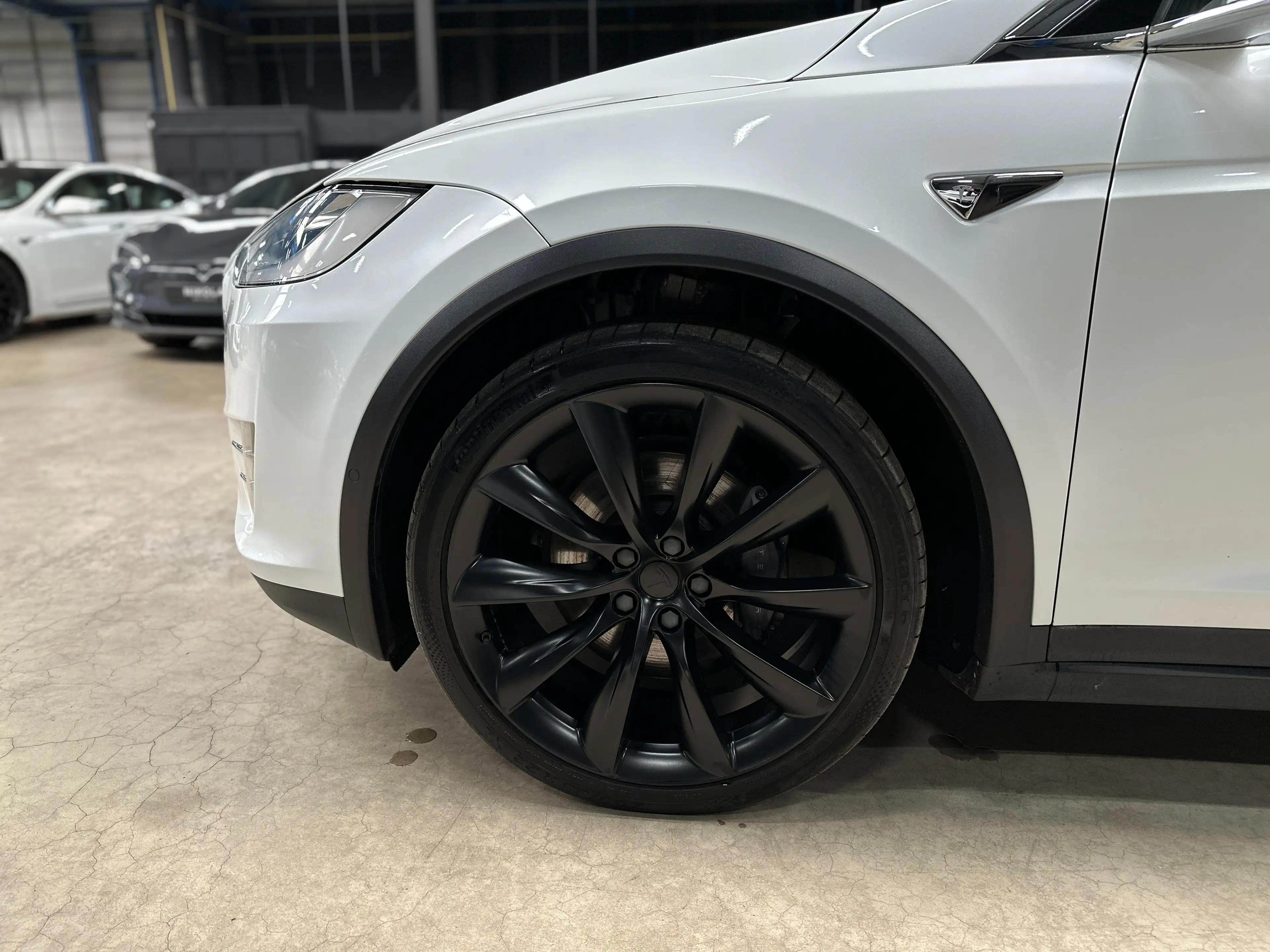Tesla Model X LONG RANGE - AUTOPILOT - 5 SEATS - WINTER PACK — photo 5