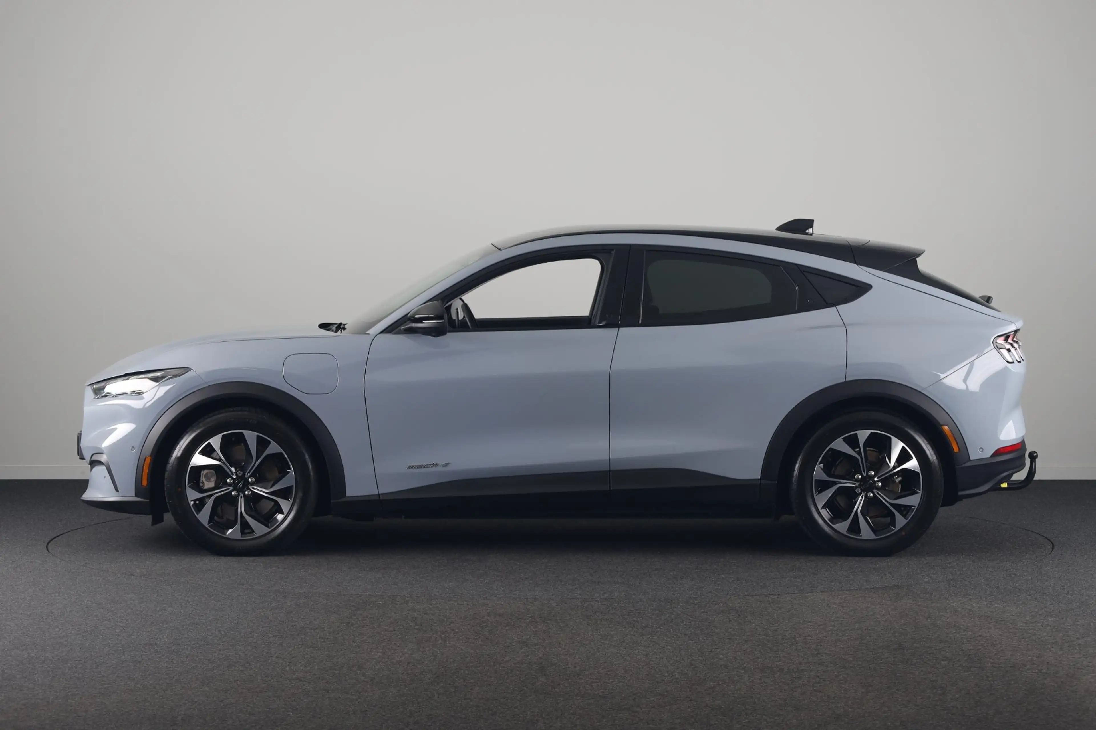 Ford Mustang Mach-E Standard RWD 73 kWh | Technology Pack Plus | Afnee — photo 9