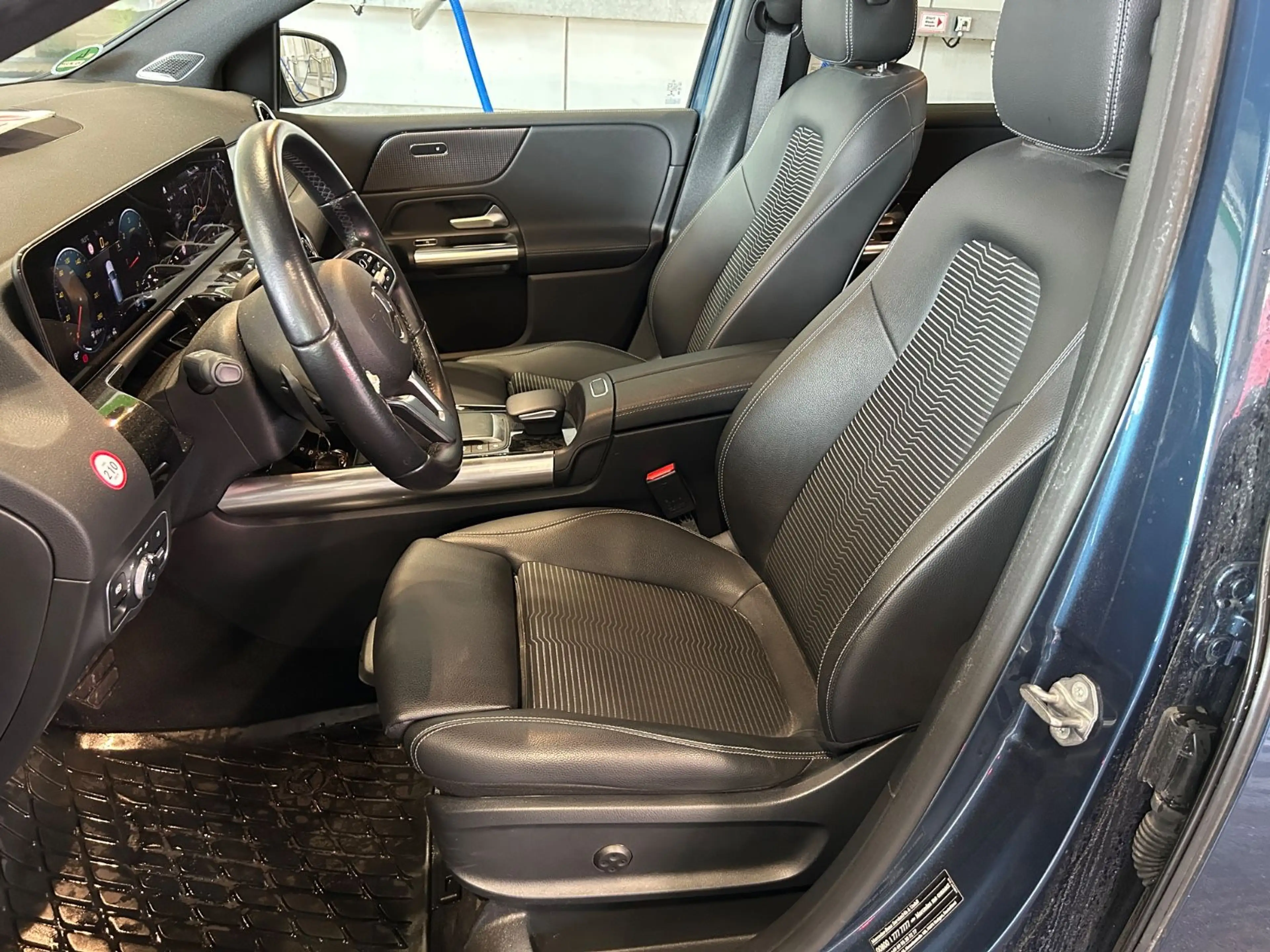 Mercedes-Benz B 220 CDi Head-Up- LED- Memory — photo 7