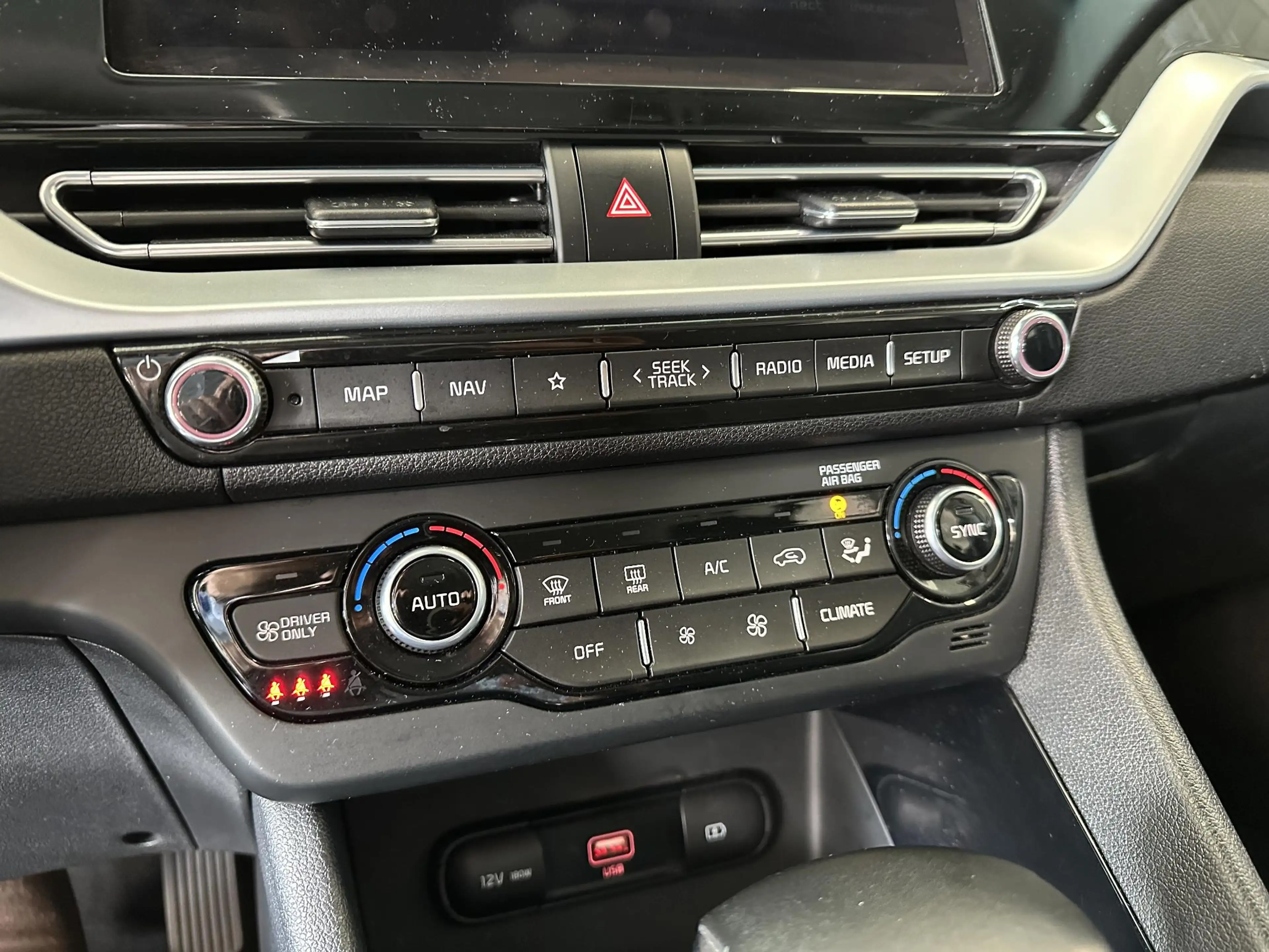 Kia Niro 1.6 GDi Hybrid DynamicLine — photo 14