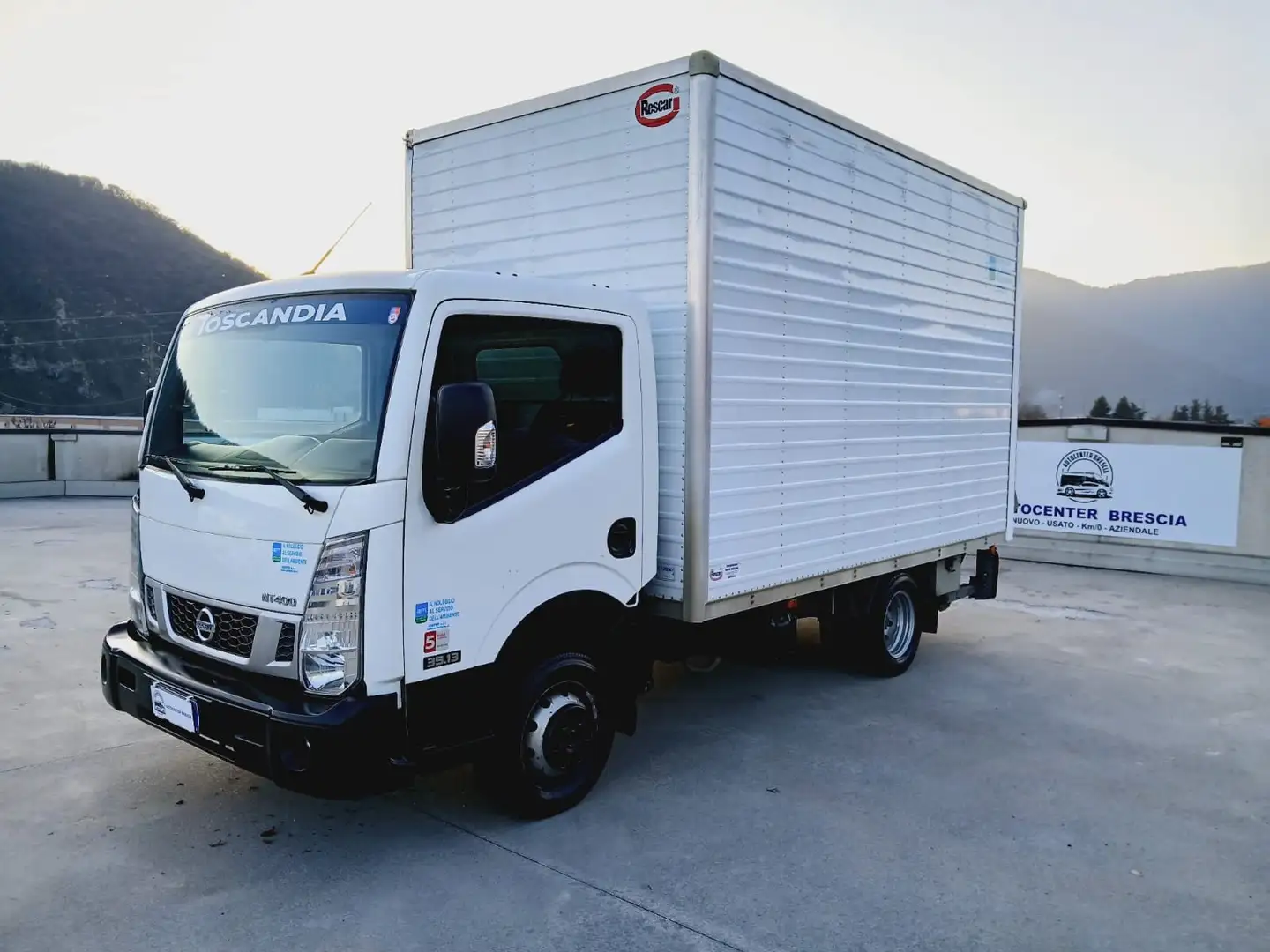 Nissan Cabstar NT400 SPONDA IDRAULICA PATENTE B 1 PROPRIETARIO Белый - 1